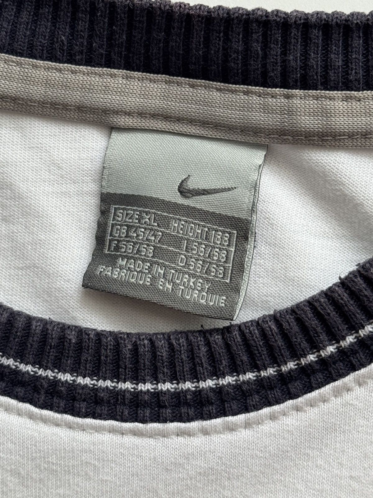 Nike Vintage 00s Nike big logo Sleeveless Tank Top Size US XL / EU 56 / 4 - 5 Thumbnail