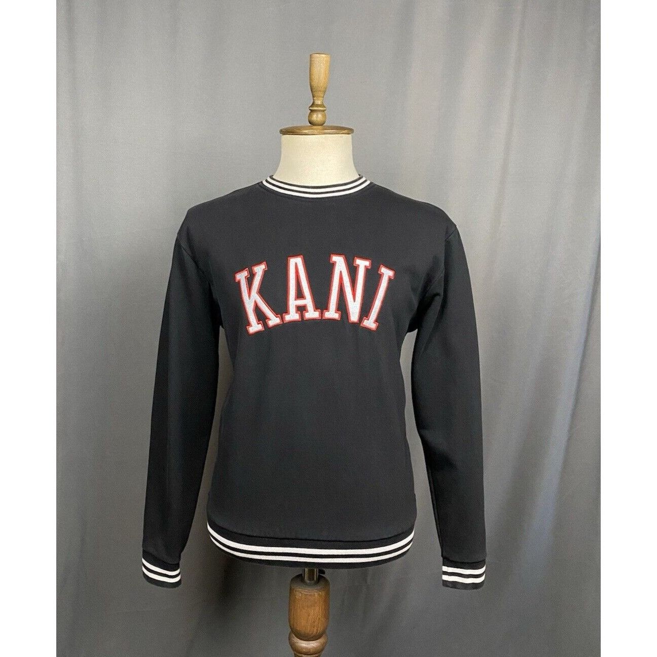 Karl Kani Karl Kani Big Logo Men's Black Crewneck Sweater Size S Size US S / EU 44-46 / 1 - 1 Thumbnail