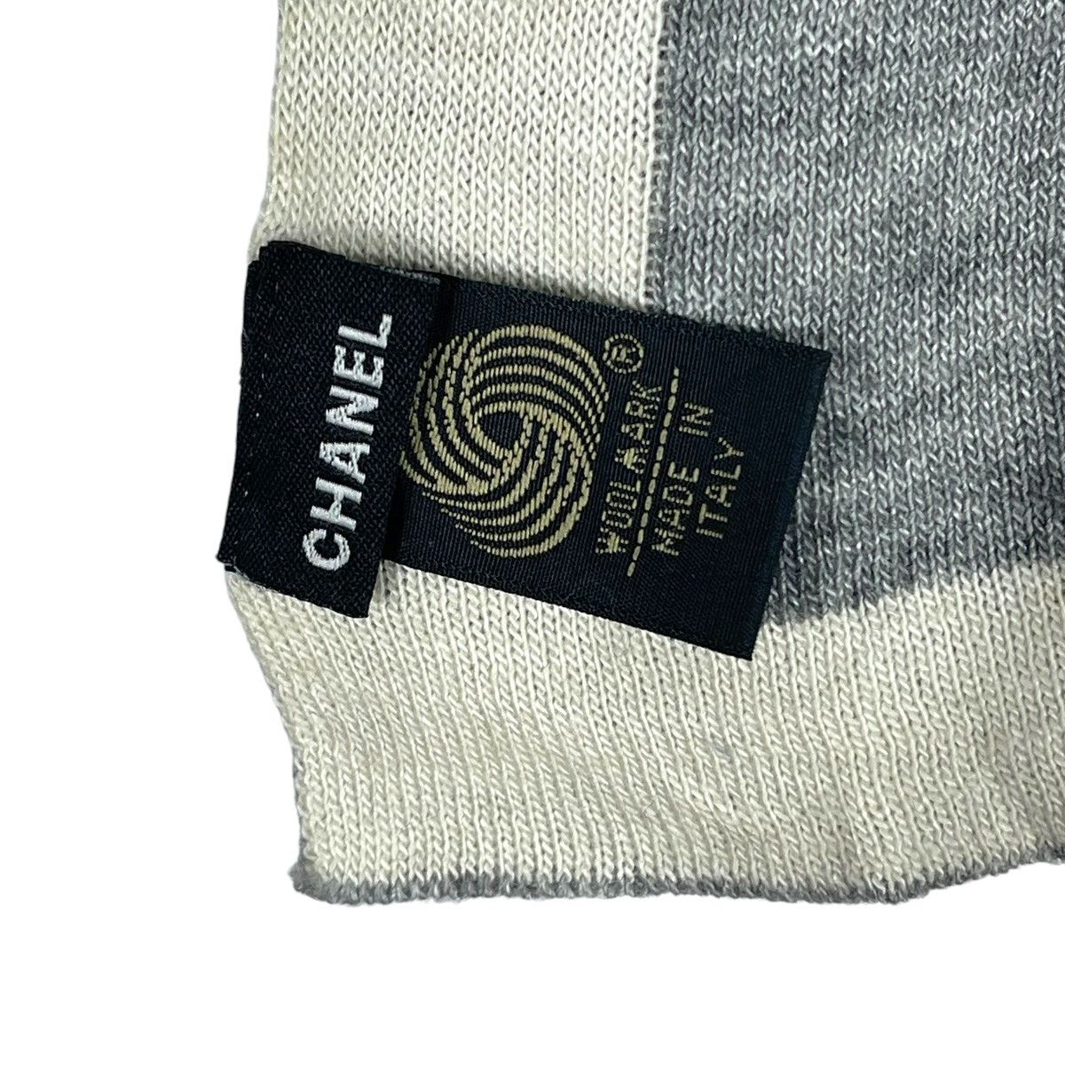 Chanel × Vintage Vintage Chanel CC Logo All Over Print Scarf Muffler Size ONE SIZE - 5 Thumbnail