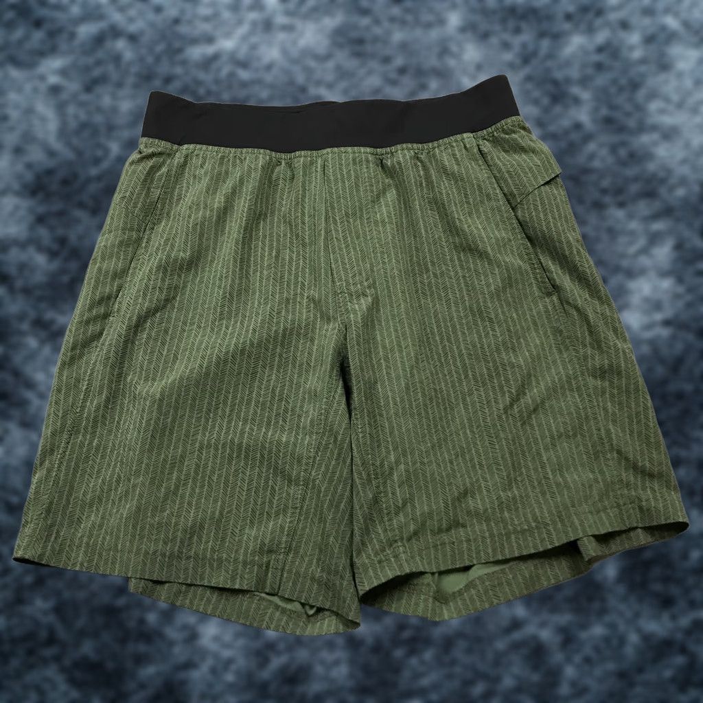 Lululemon Lululemon Shorts Mens Small Green T.H.E. Short Linerless Activewear 9 Inch Size US 29 - 1 Thumbnail