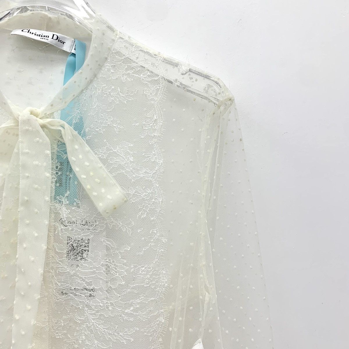 Dior Dior White Bee Embroidered Polka Dot Silk Lace Bow Tie K26WX Size S / US 4 / IT 40 - 3 Thumbnail