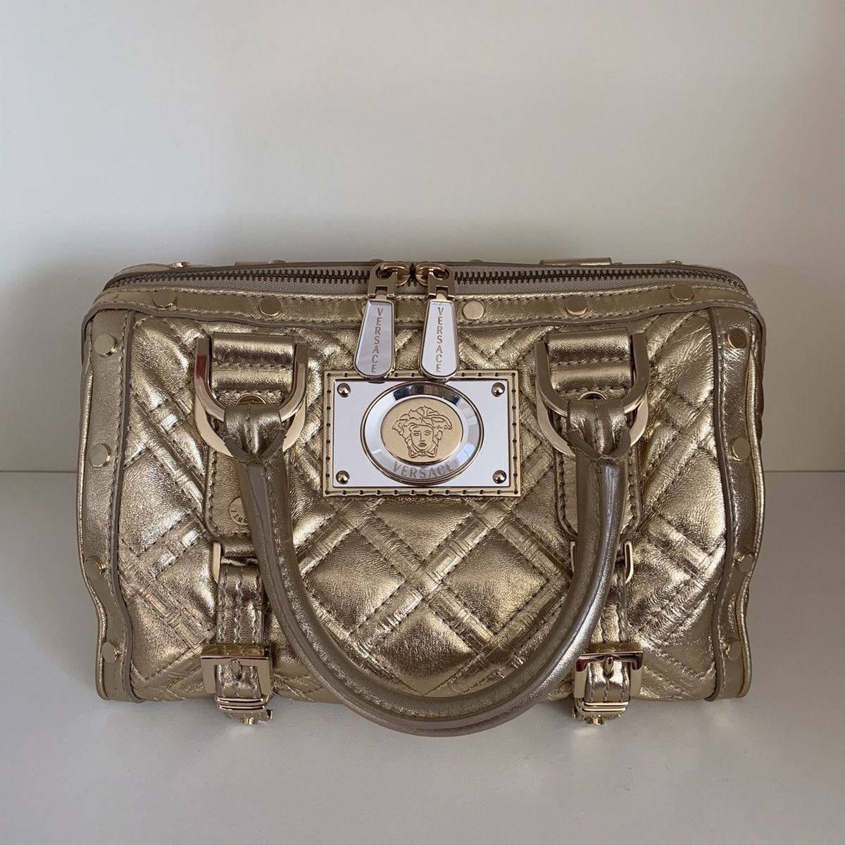 Versace Versace gold quilted leather bag Size ONE SIZE - 16 Thumbnail