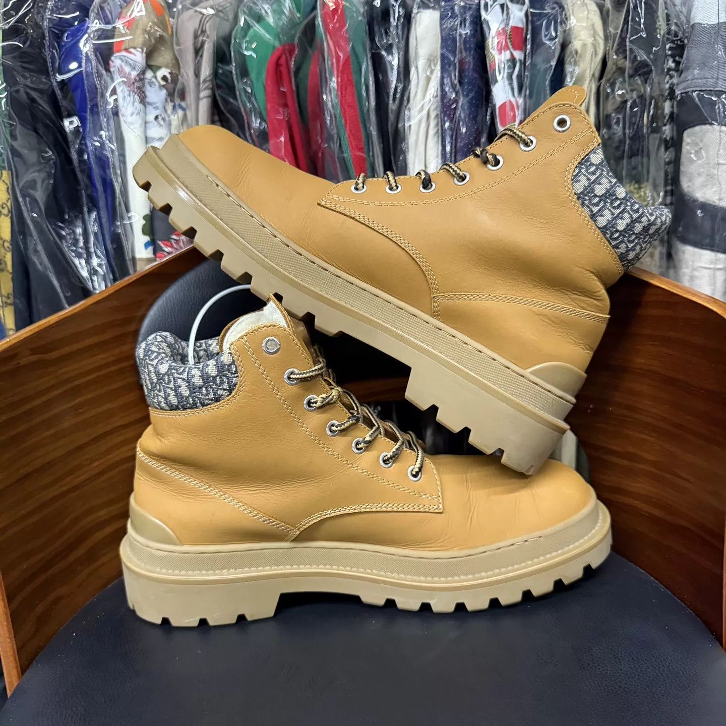 Dior Dior Oblique Yellow Outdoor Boots 42 Worn 2x Size US 9 / EU 42 - 7 Thumbnail