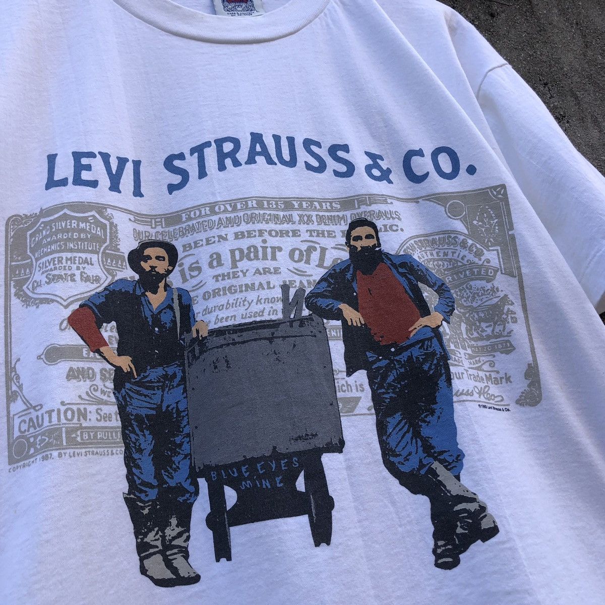 Levi's VTG 90s Levi's Corporate Print Short Sleeve T-shirt USA 🇺🇸 Size US L / EU 52-54 / 3 - 2 Thumbnail