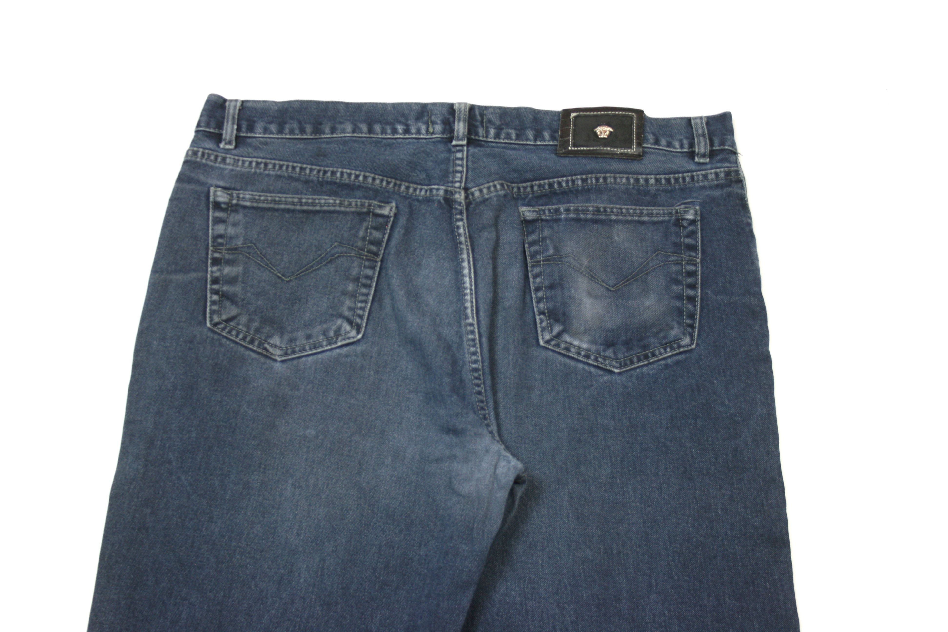 Versace 90S Medusa Patch Metal Logo Faded Jeans Vintage Size US 40 / EU 56 - 4 Thumbnail