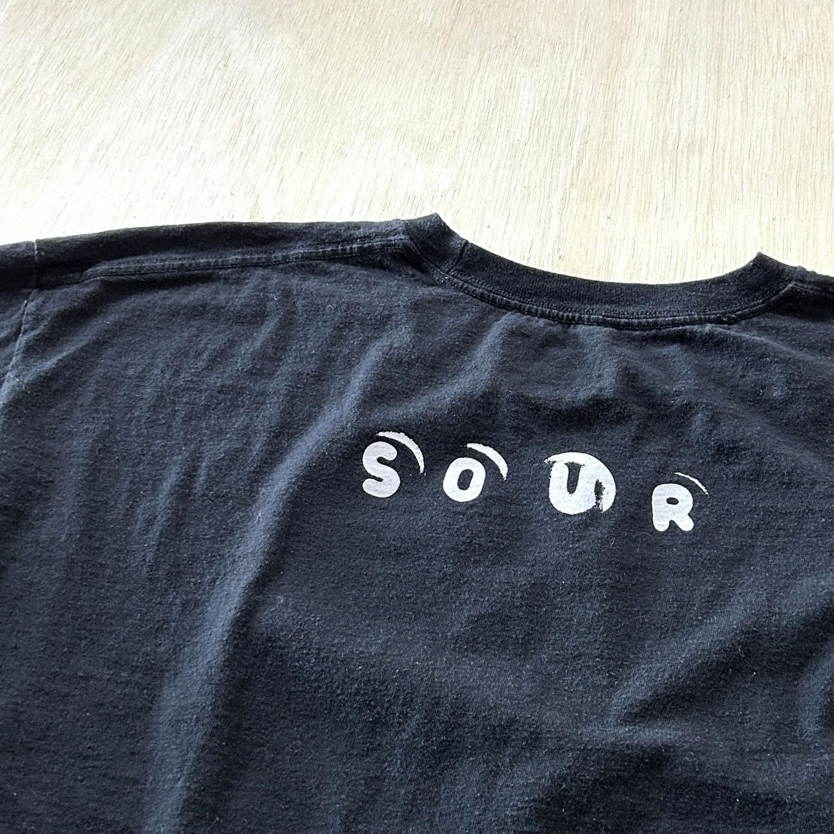 Vintage Olivia Rodrigo Sour Shirt Mens XL Black Album Cover Graphic Tee T-Shirt Size US XL / EU 56 / 4 - 4 Thumbnail