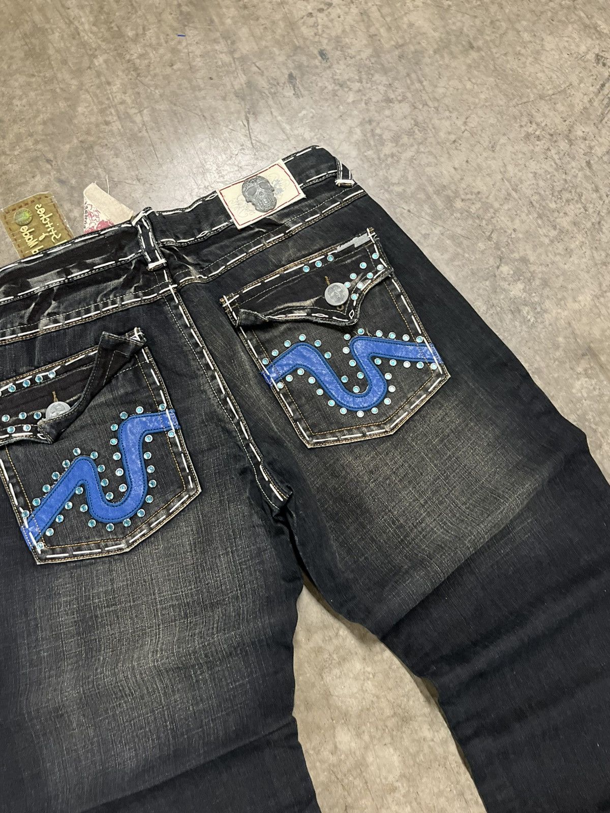 True Religion Y2k baggy fit embroidered denim skater hype rare opium Size US 36 / EU 52 - 6 Thumbnail