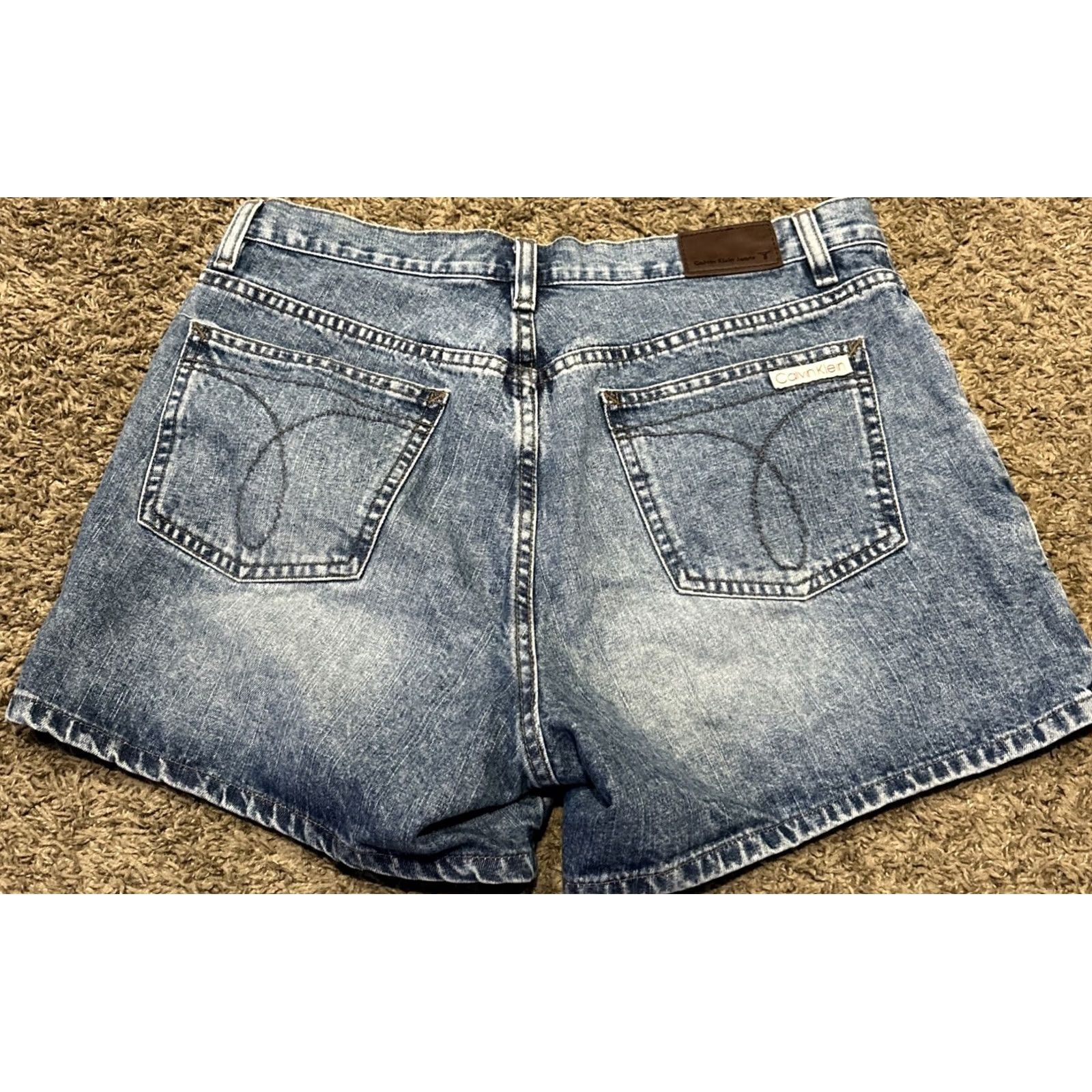 Calvin Klein Calvin Klein Women’s Denim Shorts Casual Blue Cotton 8 Regular Boyfriend Pockets Classic 4” Inseam 13” Waist 32” Mexico Size 30" / US 8 / IT 44 - 3 Thumbnail