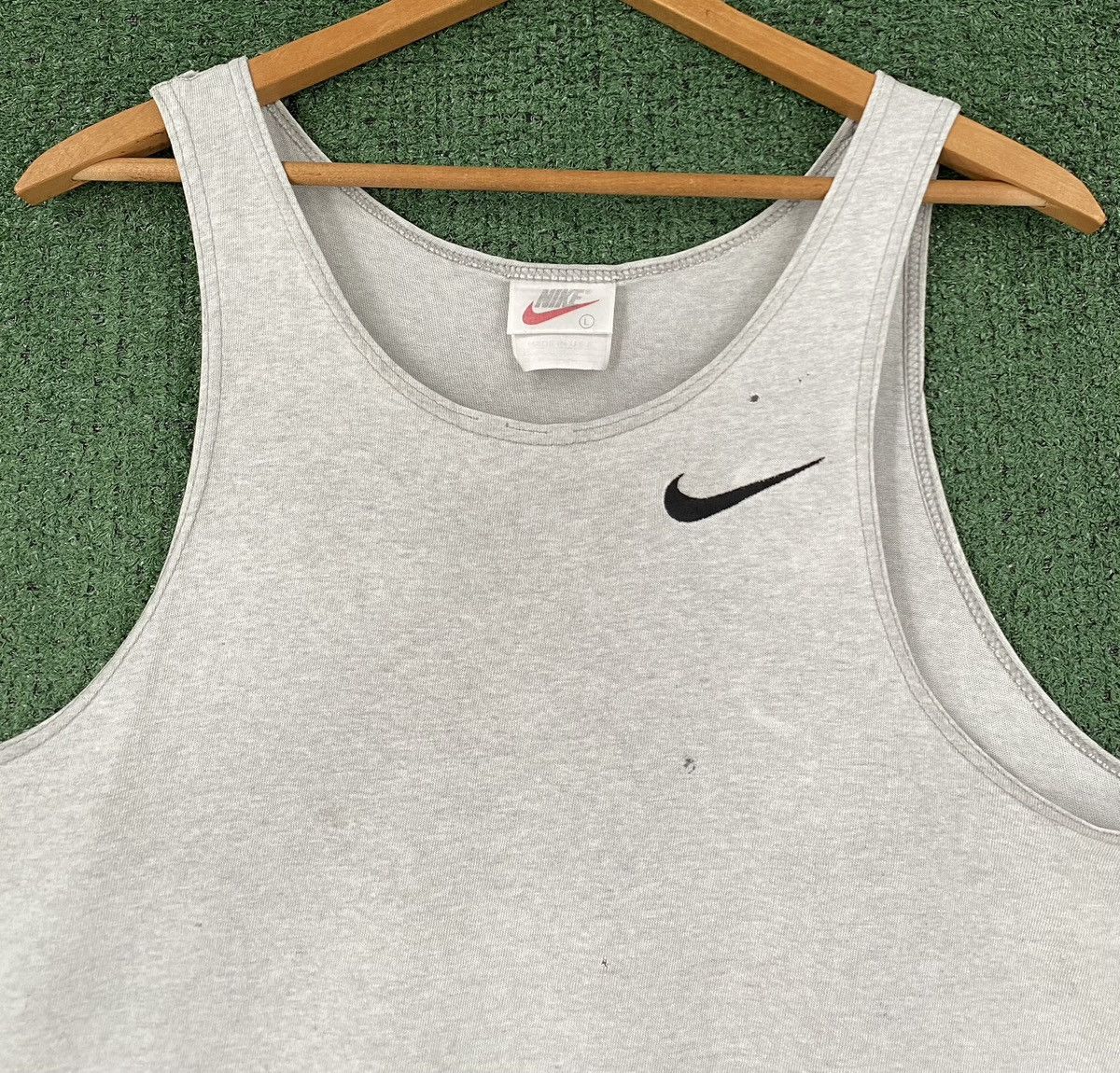 Nike VTG 90’s Nike Large Swoosh White Tag Distressed Tank Top Size US M / EU 48-50 / 2 - 2 Thumbnail