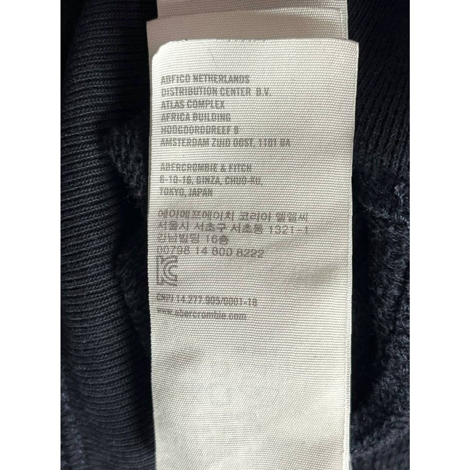 Vintage Gilly Hicks Sydney Crewneck Sweatshirt Black Women's Size M 3/4 Sleeve Long Sleeve Pullover Activewear Crew Neck Size M / US 6-8 / IT 42-44 - 7 Thumbnail