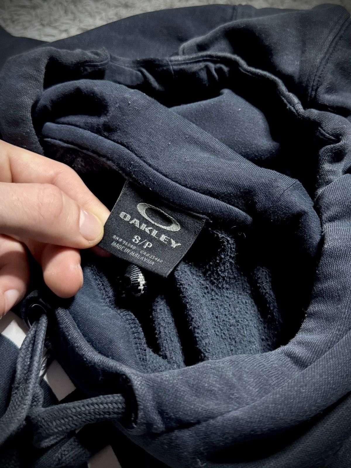 Oakley Oakley Hoodie Rare Big Logo Vintage 00s Streetwear Size US M / EU 48-50 / 2 - 9 Thumbnail