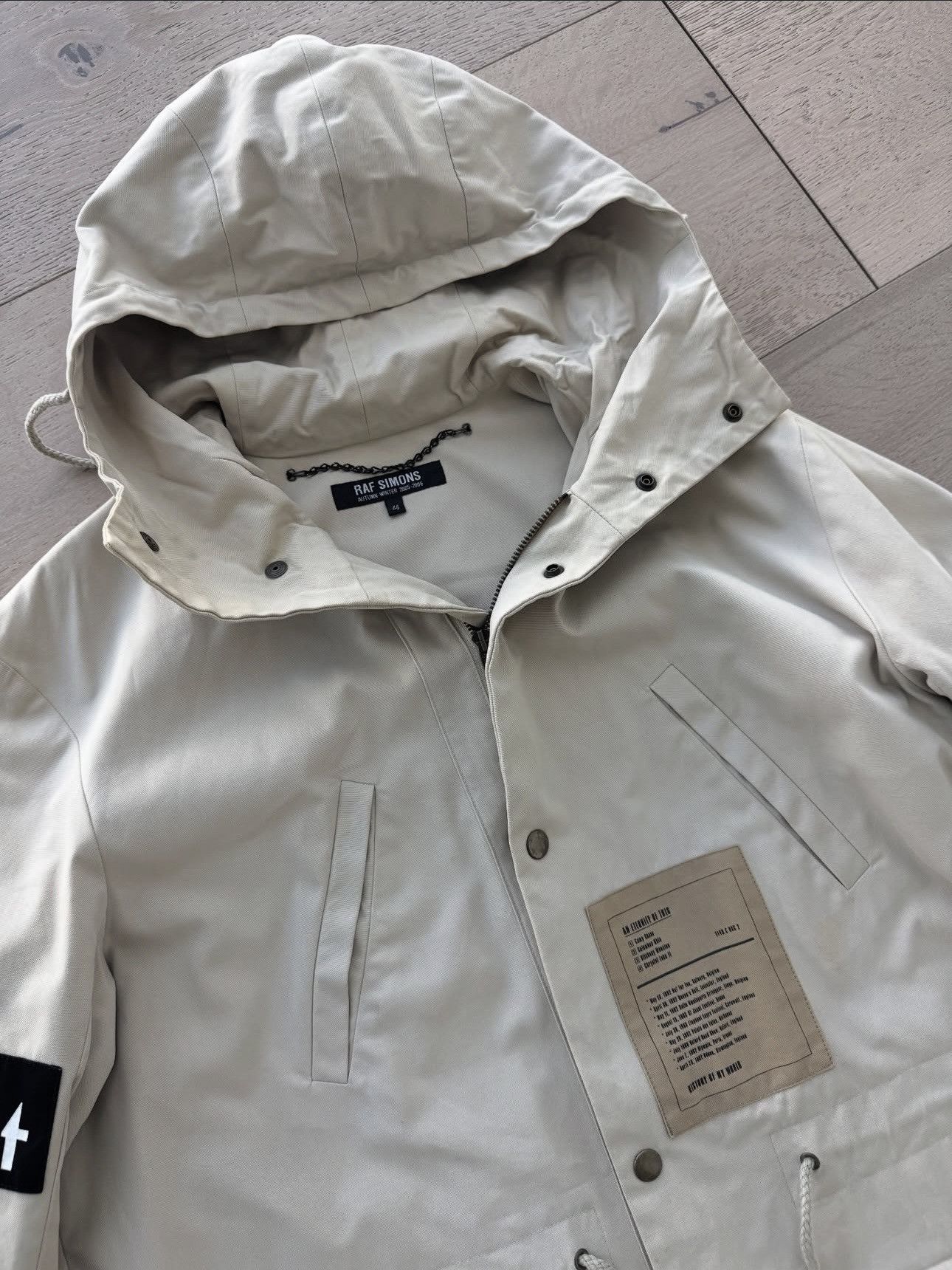Raf Simons Raf simons aw05 history of my world poltergiest parka Size US S / EU 44-46 / 1 - 7 Thumbnail
