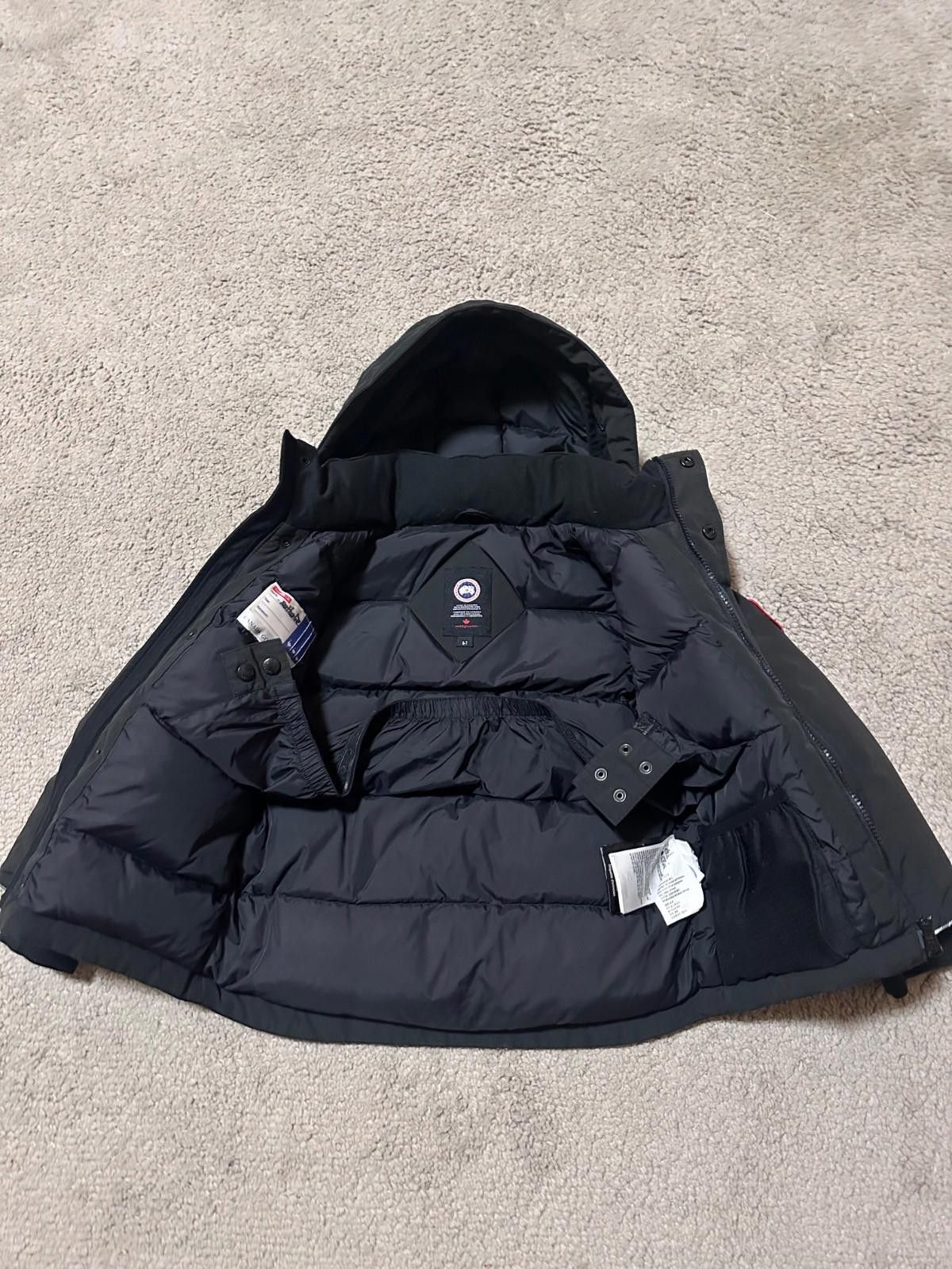 Canada Goose CANADA GOOSE KIDS Black LYNX PARKA - Age 6/7 Y Size US XXS / EU 40 - 7 Thumbnail