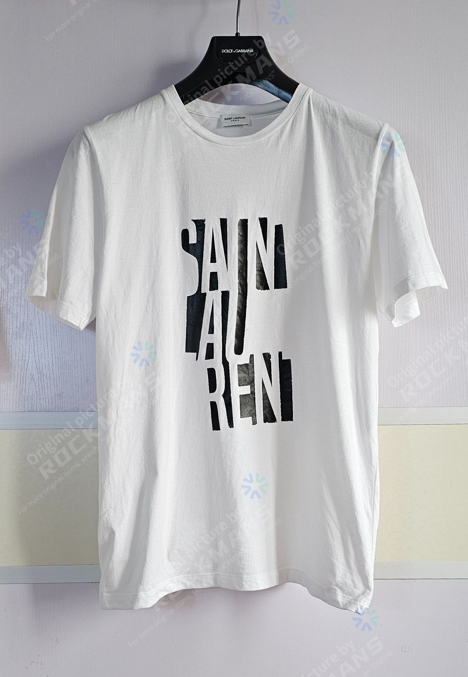 Saint Laurent Paris SS18 Saint Laurent white no smoking lips t