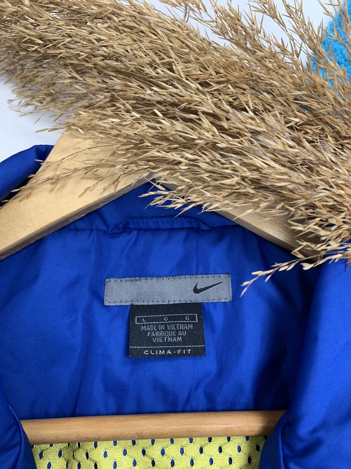 Nike × Vintage Vintage 90’s Nike Y2K Nylon Tracktop Size US L / EU 52-54 / 3 - 10 Thumbnail