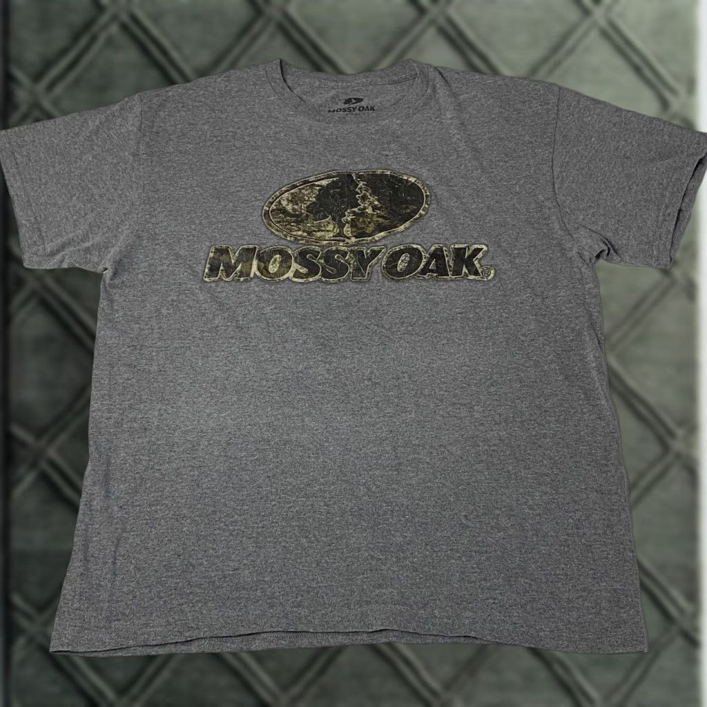 Vintage VINTAGE Mossy Oak Hunting Shirt Men’s M Gray Cotton Short Sleeve Crew Neck Logo Outdoor All Seasons Mens Size US M / EU 48-50 / 2 - 1 Thumbnail