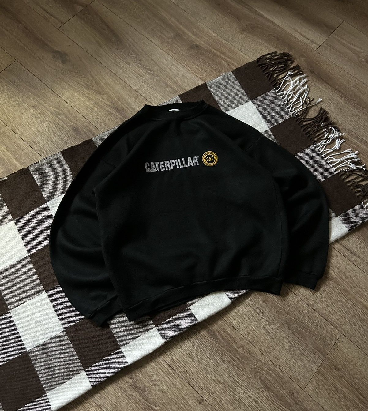 Caterpillar × Vintage Vintage Caterpillar big logo sweatshirt mens y2k mens Size US L / EU 52-54 / 3 - 1 Thumbnail