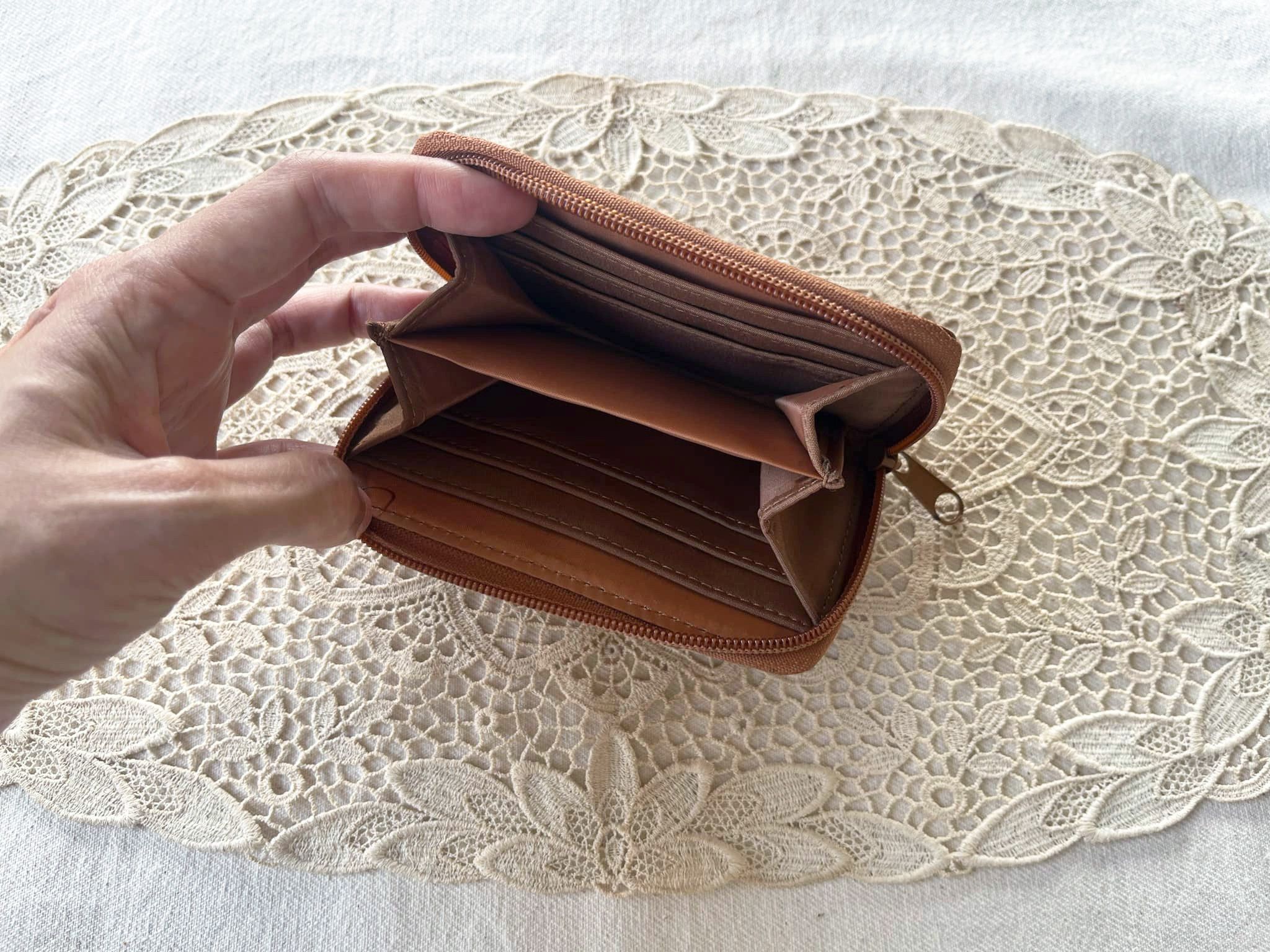 Vintage Caramel faux leather zip up short wallet with x stitch Size ONE SIZE - 8 Thumbnail