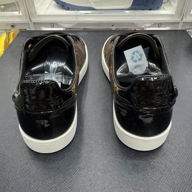Louis Vuitton Louis Vuitton Casual Lace-Up Sneakers in Brown - Size US 7.5 / EU 40-41 - 3 Thumbnail