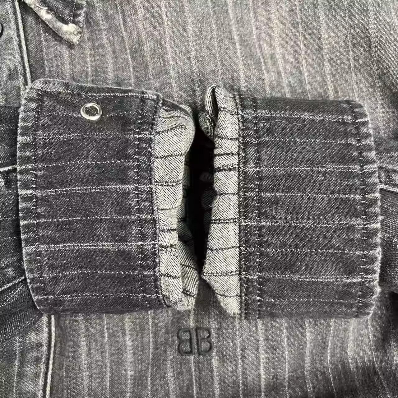 Balenciaga Balenciaga SS22 Pinstripe Denim Long-sleeved Shirt Size US S / EU 44-46 / 1 - 4 Thumbnail