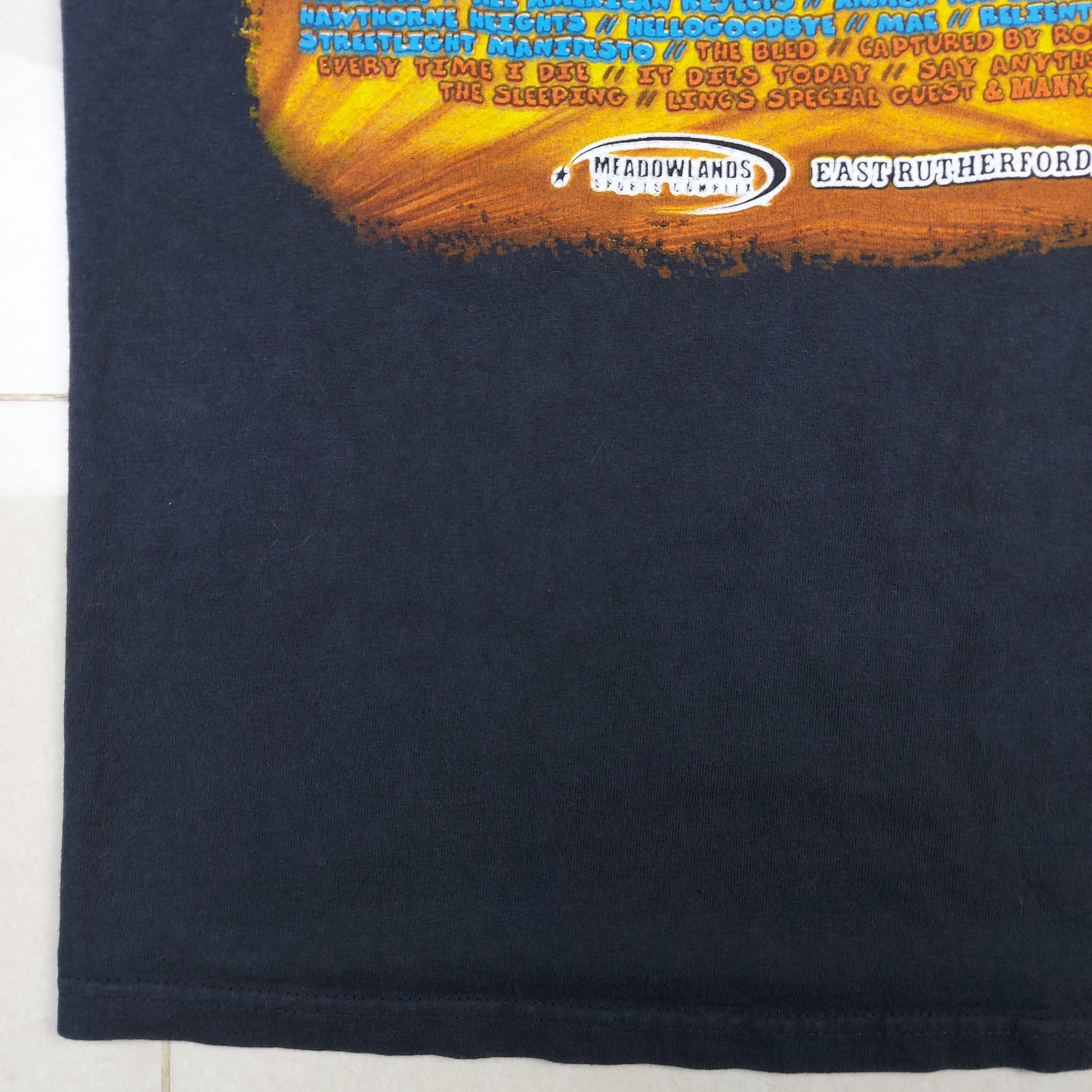 Band Tees VTG 2006 The Bamboozle Taking Back Sunday Fall Out Boy TEE Size US S / EU 44-46 / 1 - 10 Thumbnail