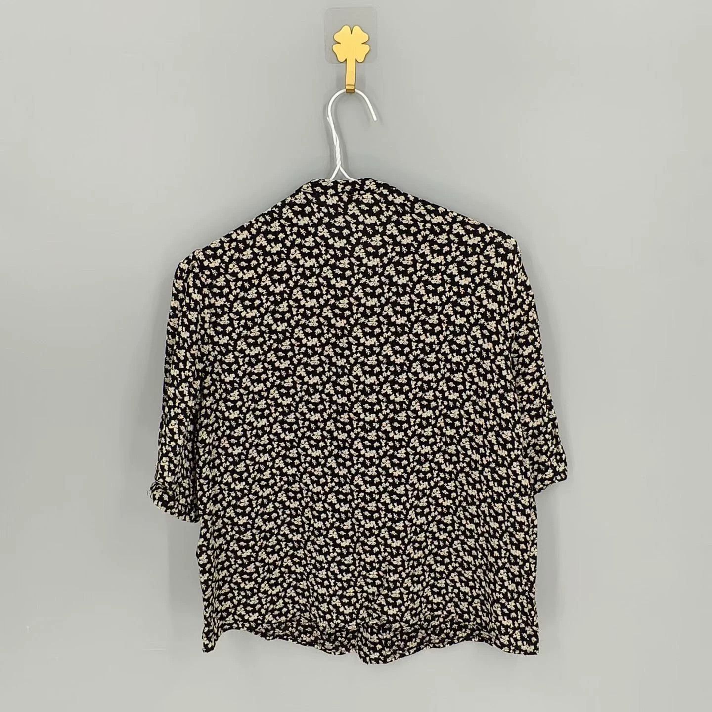 Celine CELINE Black Floral Print Short-Sleeve Shirt Size S / US 4 / IT 40 - 2 Thumbnail