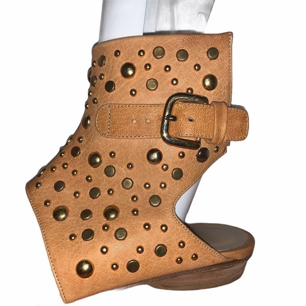 Stuart Weitzman Studded ankle cuff sandals Stuart Weitzman Size US 6.5 / IT 36.5 - 6 Thumbnail
