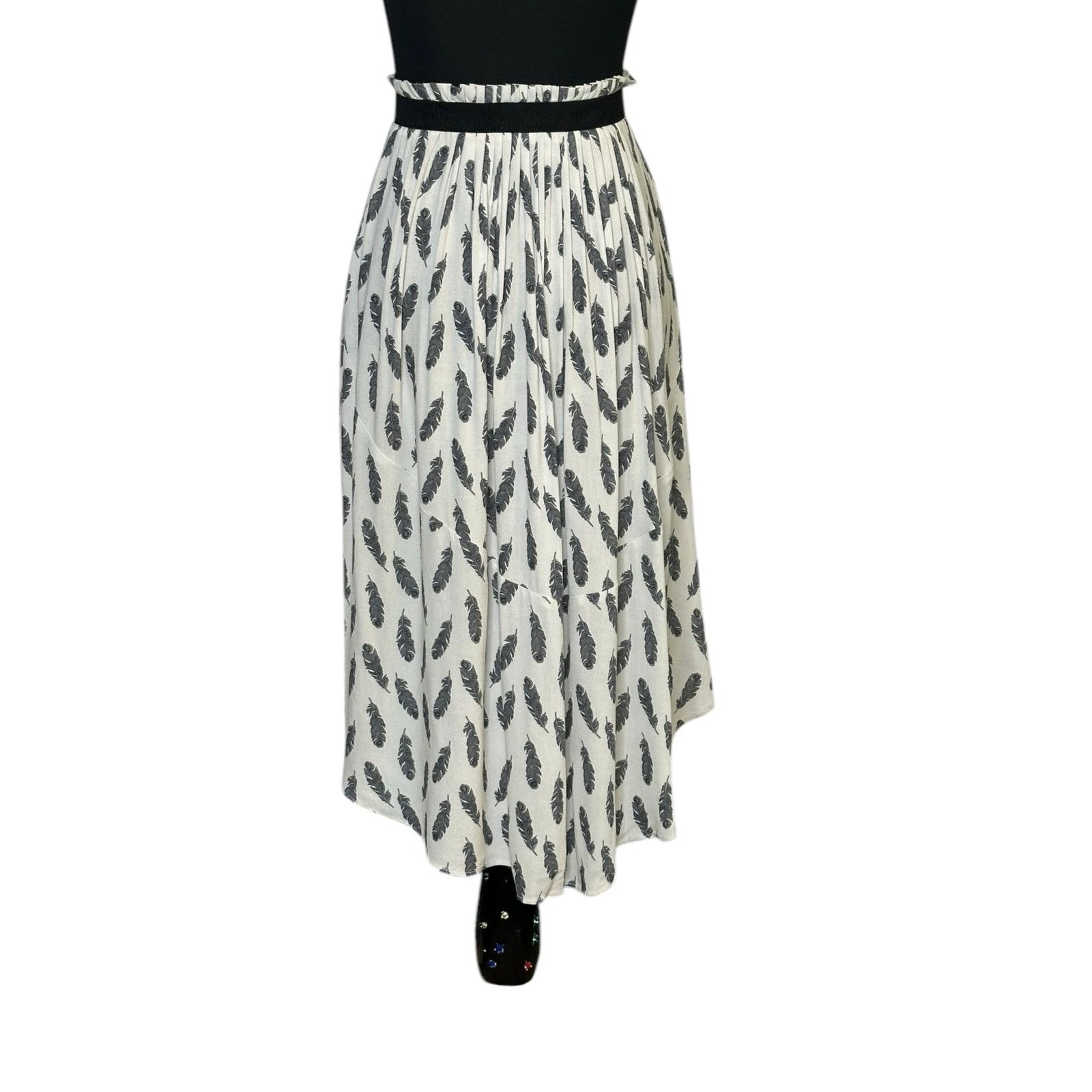 H&M H&M cream black leaves print pleated midi skirt size 4 Size 27" / US 4 / IT 40 - 8 Thumbnail