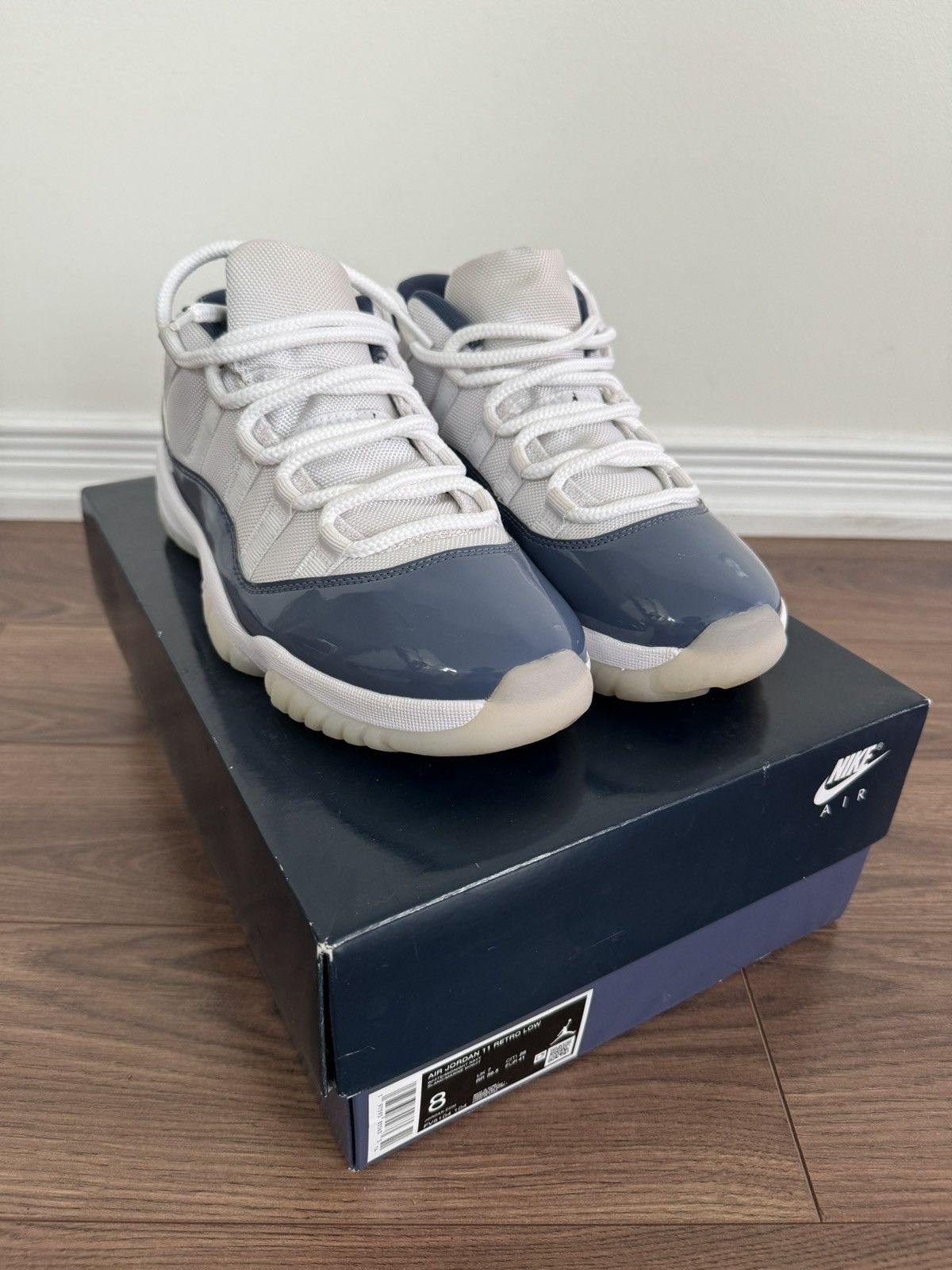 Jordan Brand Jordan 11 Retro Low Diffused Blue Size US 8 / EU 41 - 1 Thumbnail