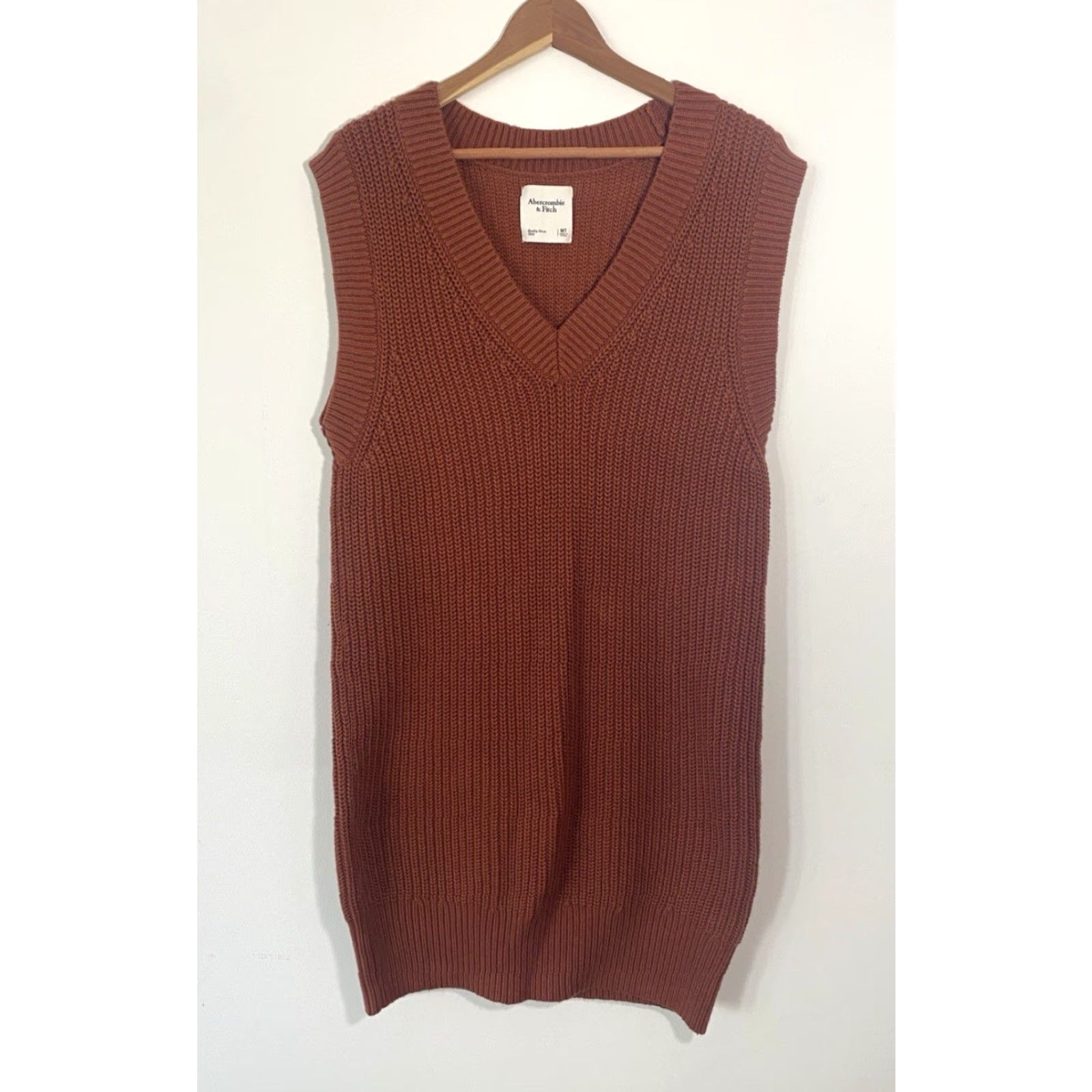 Abercrombie & Fitch VINTAGE Abercrombie & Fitch Women's Knit Sweater Dress V-Neck Sleeveless Sz MT Dress M Rust 90s Preppy Tall Womens Size M / US 6-8 / IT 42-44 - 2 Thumbnail