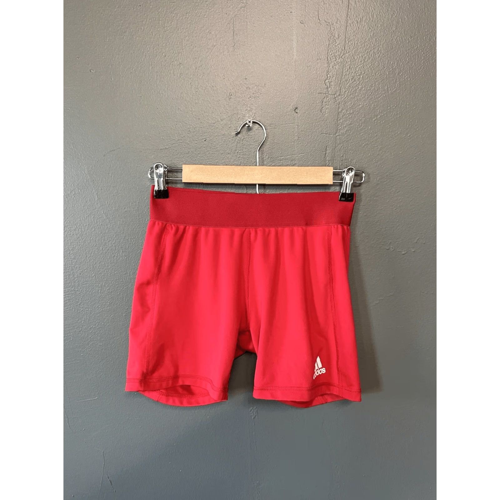 Adidas Adidas Womens Red Biker Shorts Compression Size M Aeroready Size 32" / US 10 / IT 46 - 2 Thumbnail