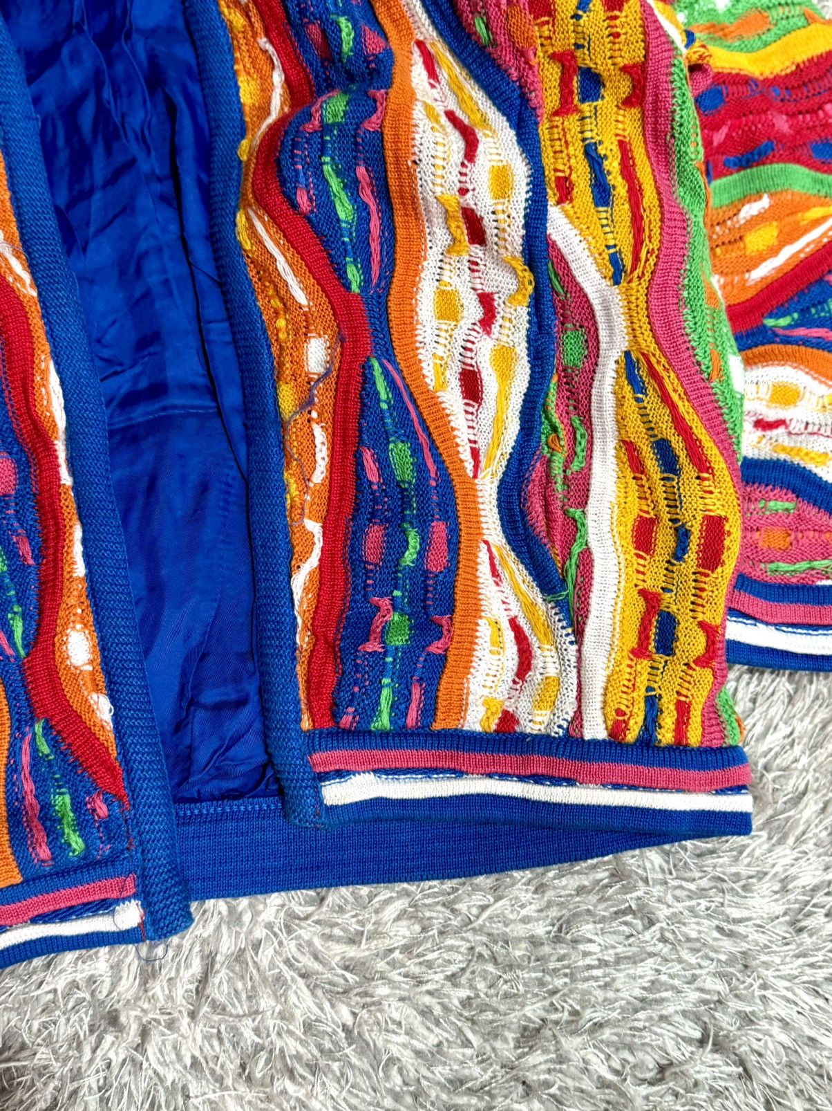 Coogi STEAL! CRAZY COOGI 10-12 YEAR KIDS 3D CABLE CARDIGAN/JACKET Size US XXS / EU 40 - 4 Thumbnail