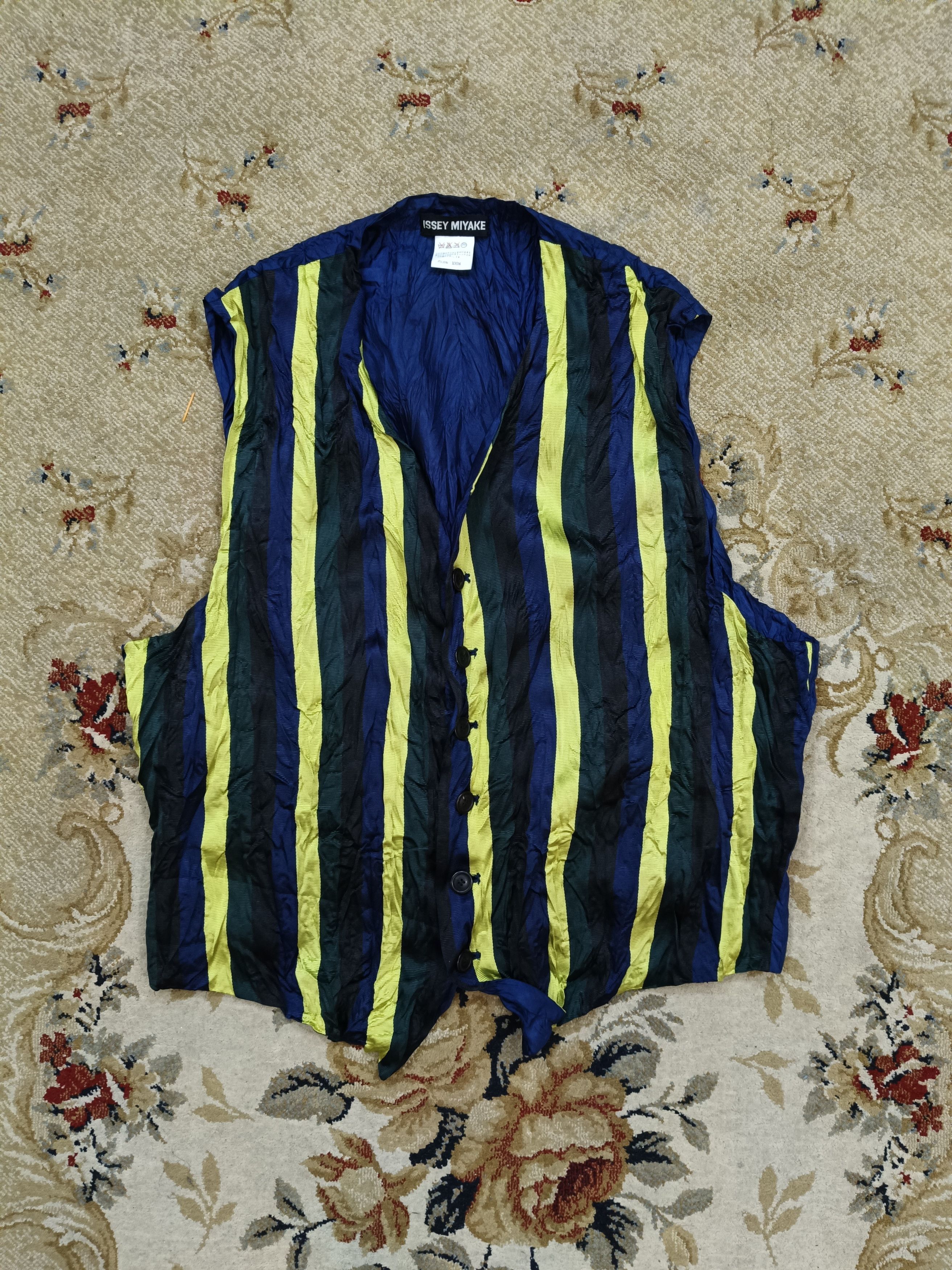 Issey Miyake × Pleats Please Issey Miyake Crumple Waistcoat Size US M / EU 48-50 / 2 - 3 Thumbnail