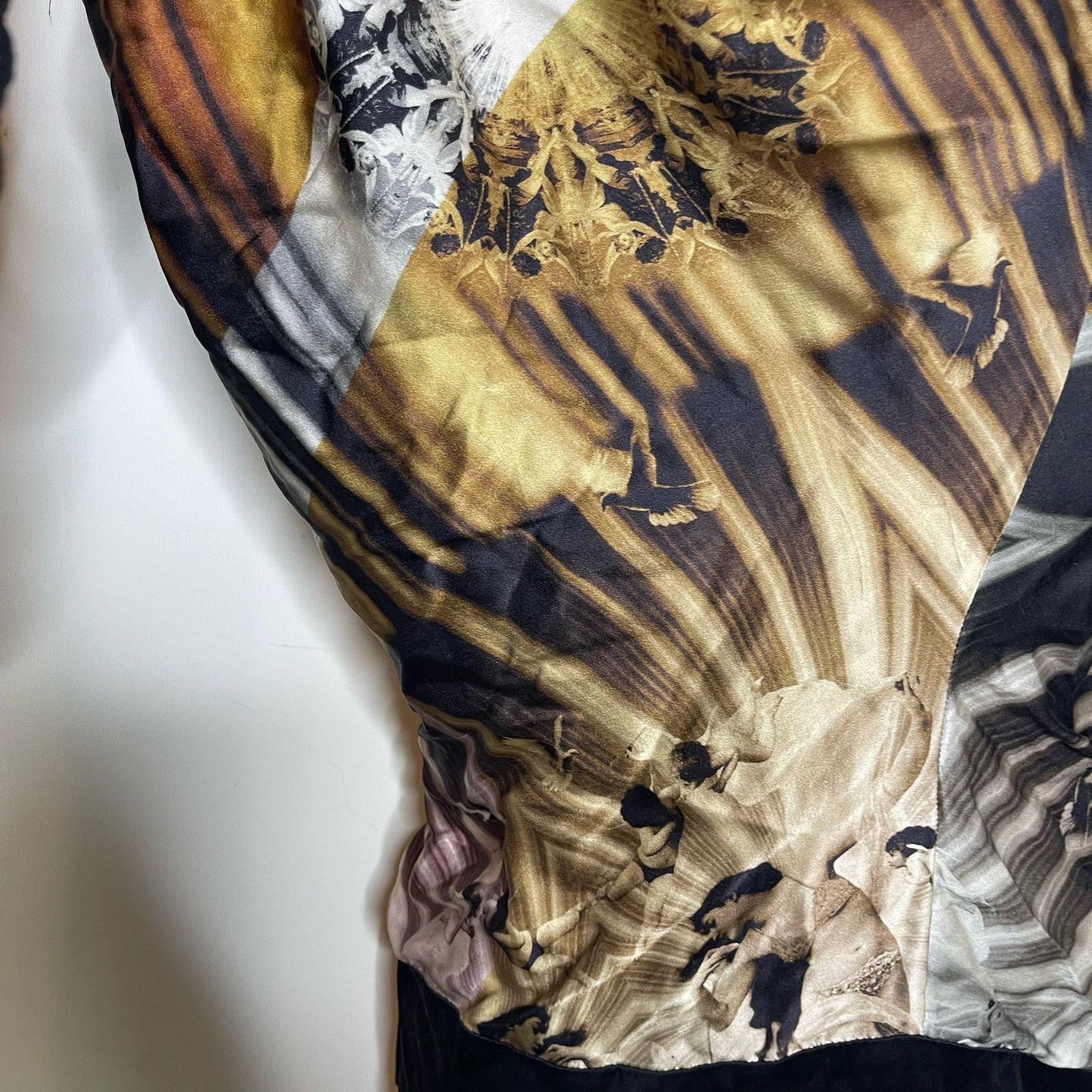 Jean Paul Gaultier Jean Paul Gaultier Rare Sleeveless Batwings Printed Silk Top Size M / US 6-8 / IT 42-44 - 4 Thumbnail