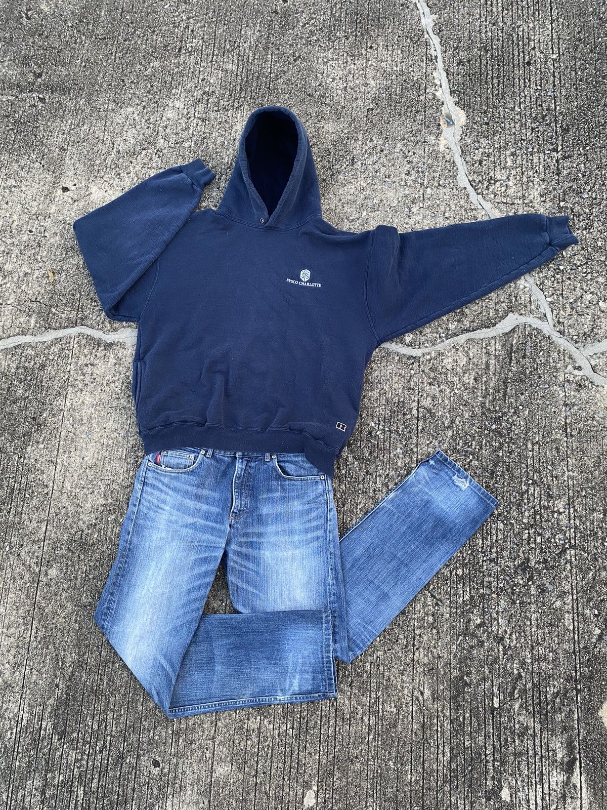 Russell Athletic × Vintage Faded Russell Athletic Heavyweight Hoodie Navy Size US XL / EU 56 / 4 - 2 Thumbnail