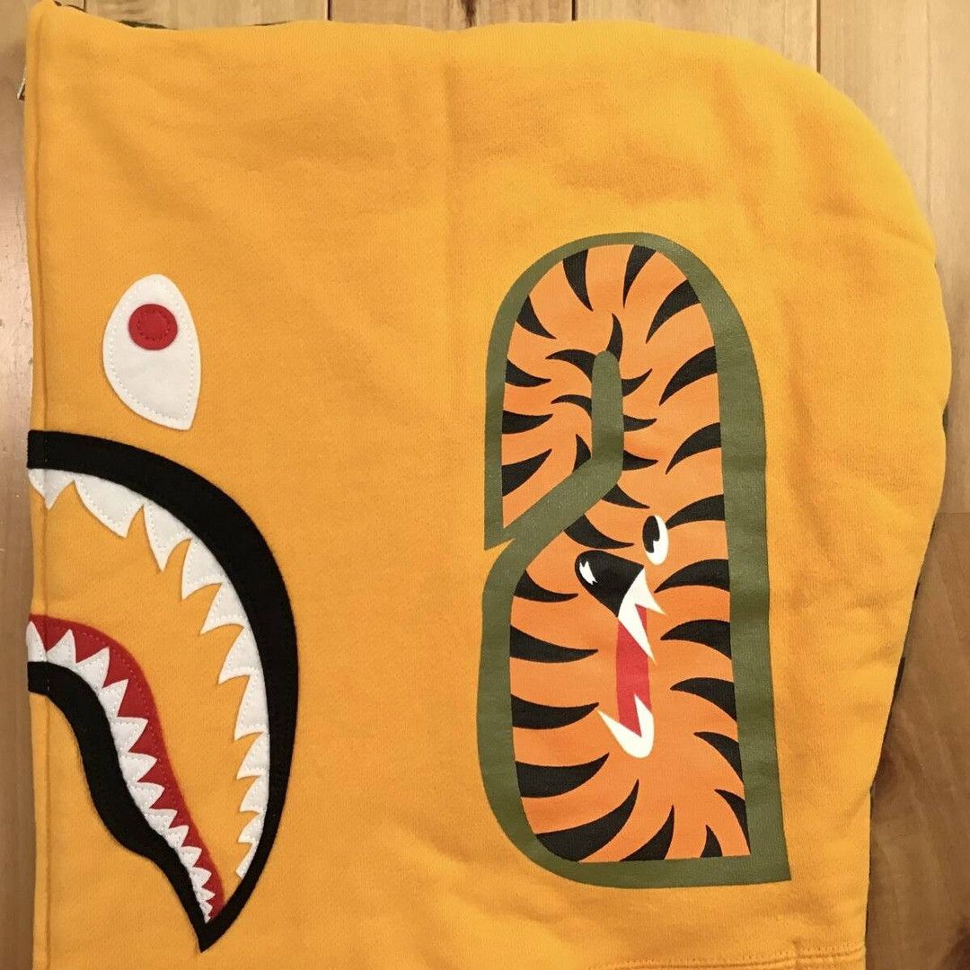 Bape BAPE Shark full zip hoodie 1st camo green a bathing ape Size US XXL / EU 58 / 5 - 5 Thumbnail
