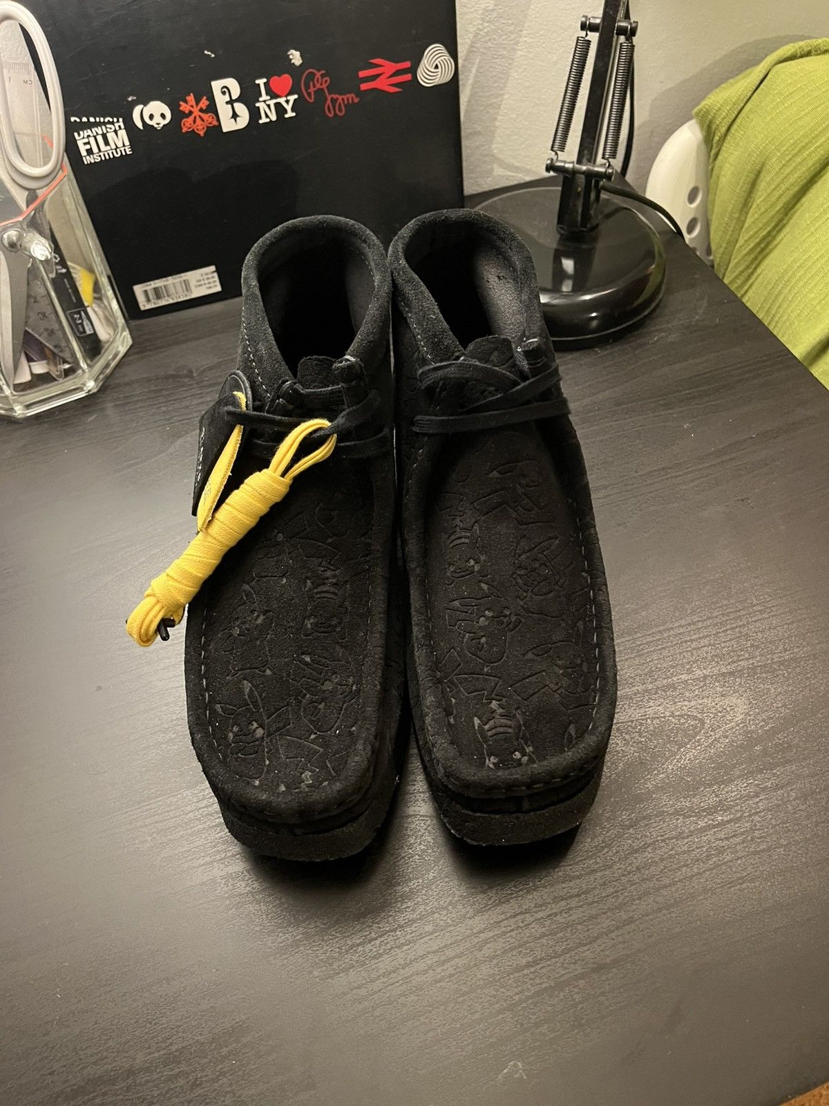 Clarks Clarks wallabee x Pókemon Size US 9 / EU 42 - 3 Thumbnail