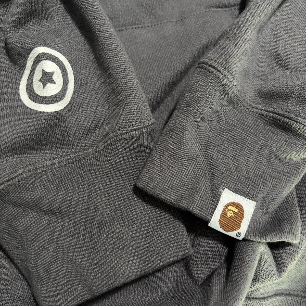 Bape BAPE ABC Camo Shark Pullover Hoodie Medium Charcoal Men’s Size US M / EU 48-50 / 2 - 15 Thumbnail