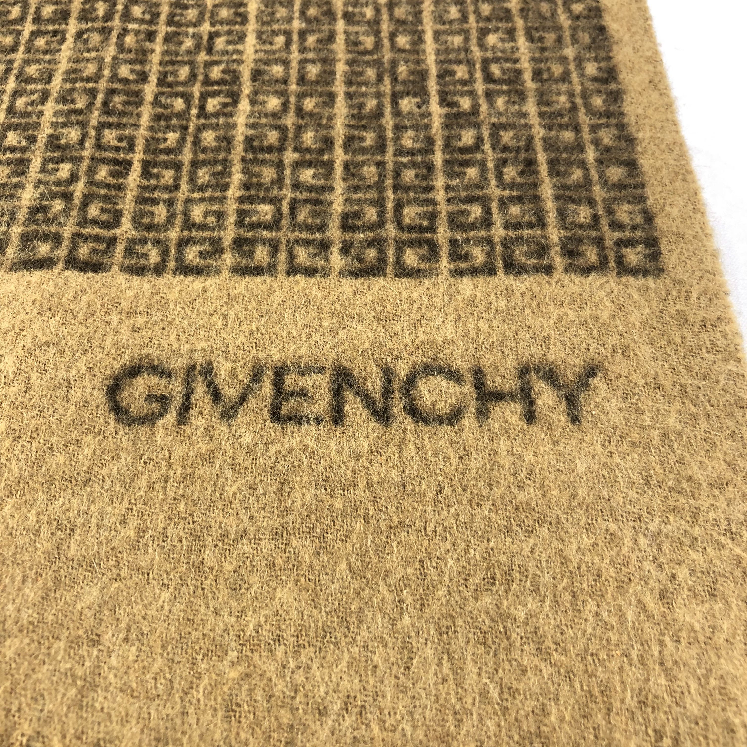Givenchy Givenchy Monogram Wool Scarf Muffler V1417 Size ONE SIZE - 4 Thumbnail