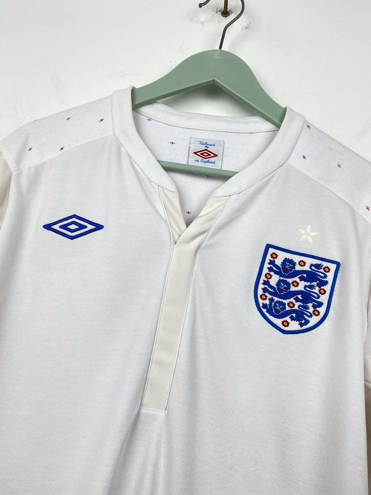 Umbro England Wilshere 2012 Football Soccer Jersey Italy Beckham Size US L / EU 52-54 / 3 - 3 Thumbnail