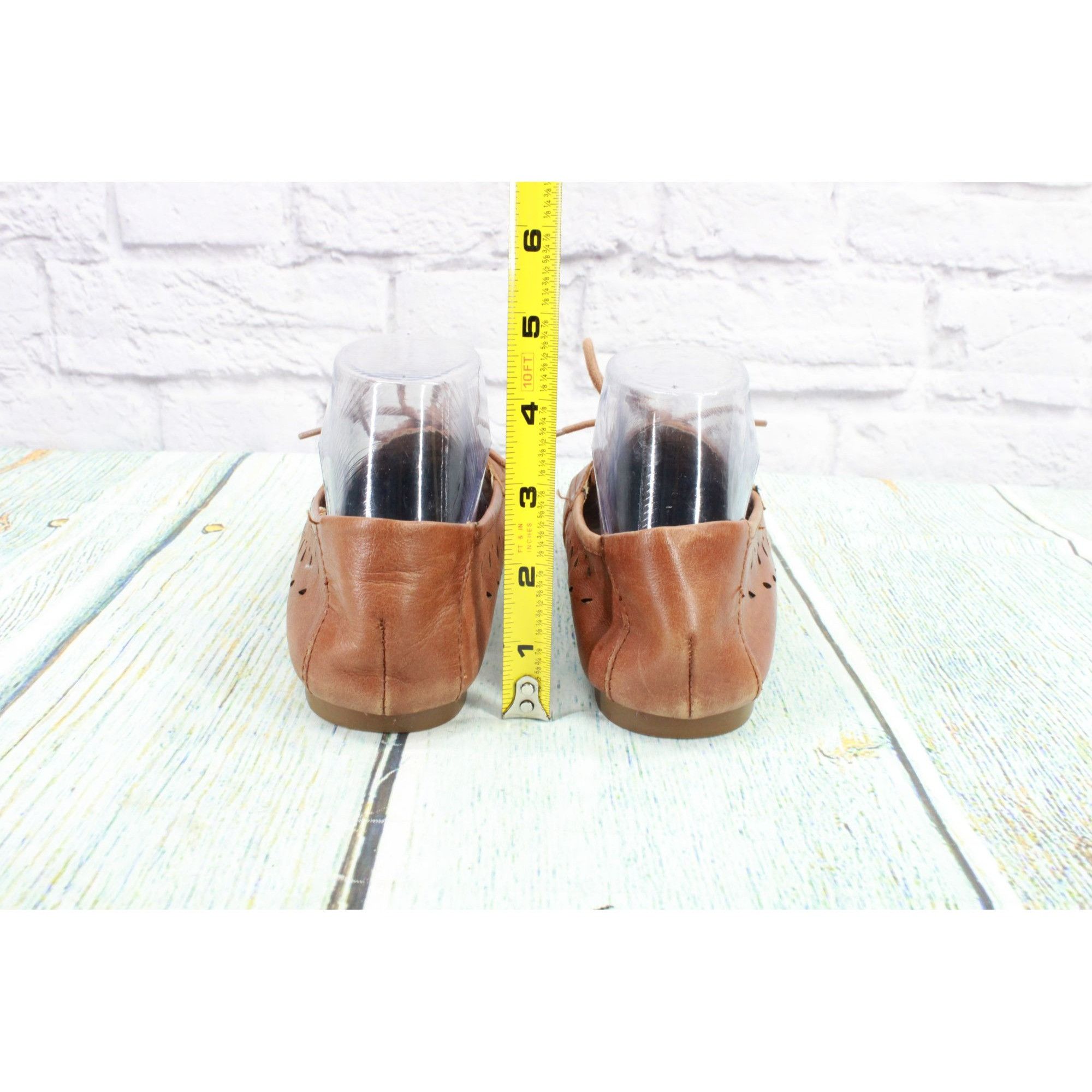Born Born Verna Women's Comfort Cushioned Walking Flat Shoes Size US 8 / IT 38 - 6 Thumbnail