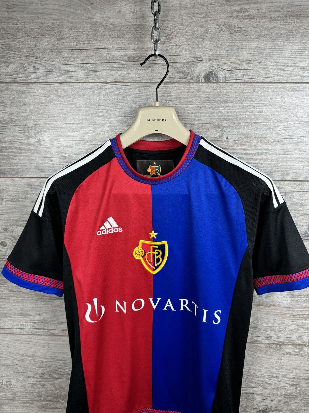 Adidas adidas Men's Club FC Basel 1893 Team #17 HEINIGER size S Size US S / EU 44-46 / 1 - 5 Thumbnail