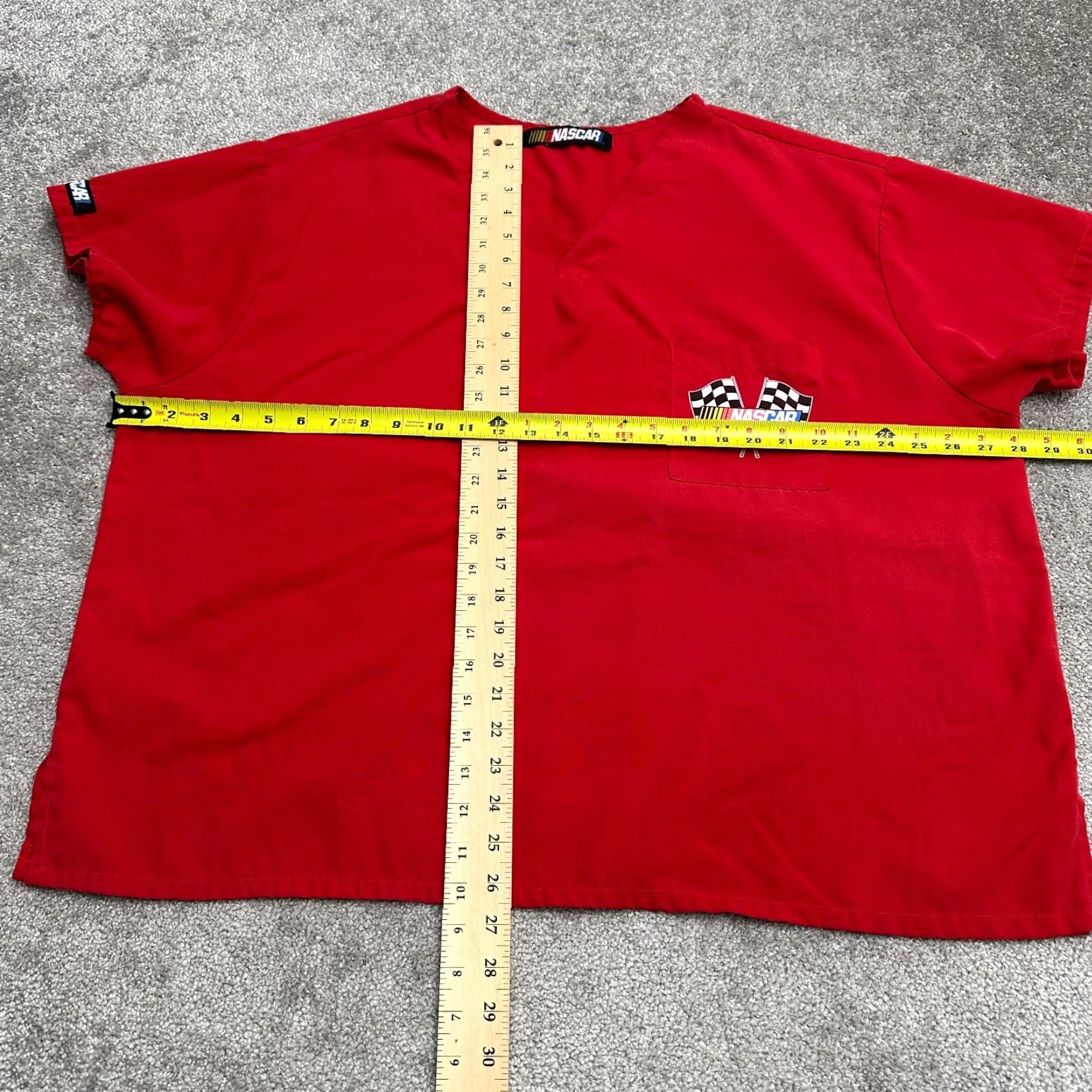 NASCAR VINTAGE Nascar T-Shirt Mens 3XL Red V-Neck Short Sleeve Car Sports Shirt Size US XXL / EU 58 / 5 - 7 Thumbnail