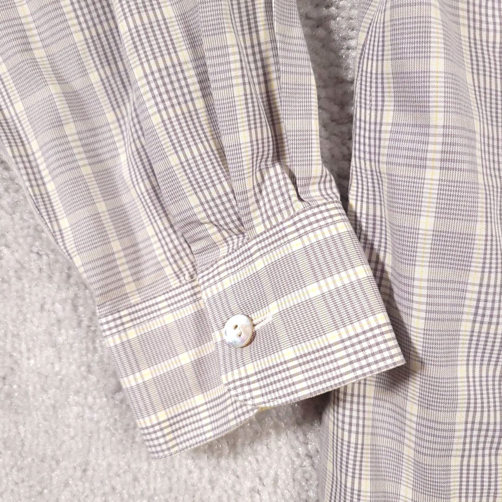Vintage Foxcroft Shirt Women's 12 Gray Yellow Plaid Shaped Fit Non-Iron Button Up Size XL / US 12-14 / IT 48-50 - 5 Thumbnail