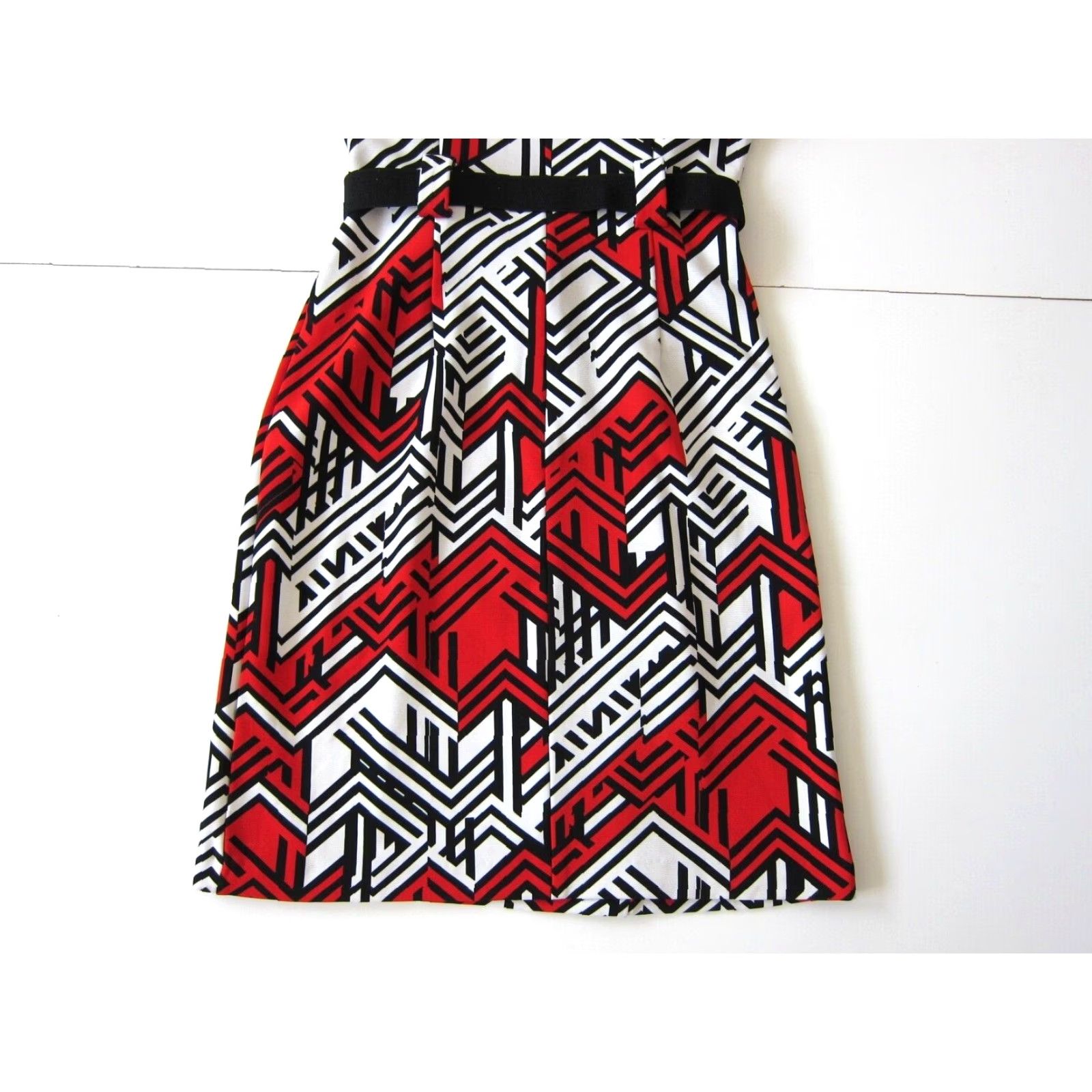 Vintage VINTAGE ILE New York Red White Black White Stretch Sleeveless Belted Sheath Dress Size 6 Size M / US 6-8 / IT 42-44 - 6 Thumbnail