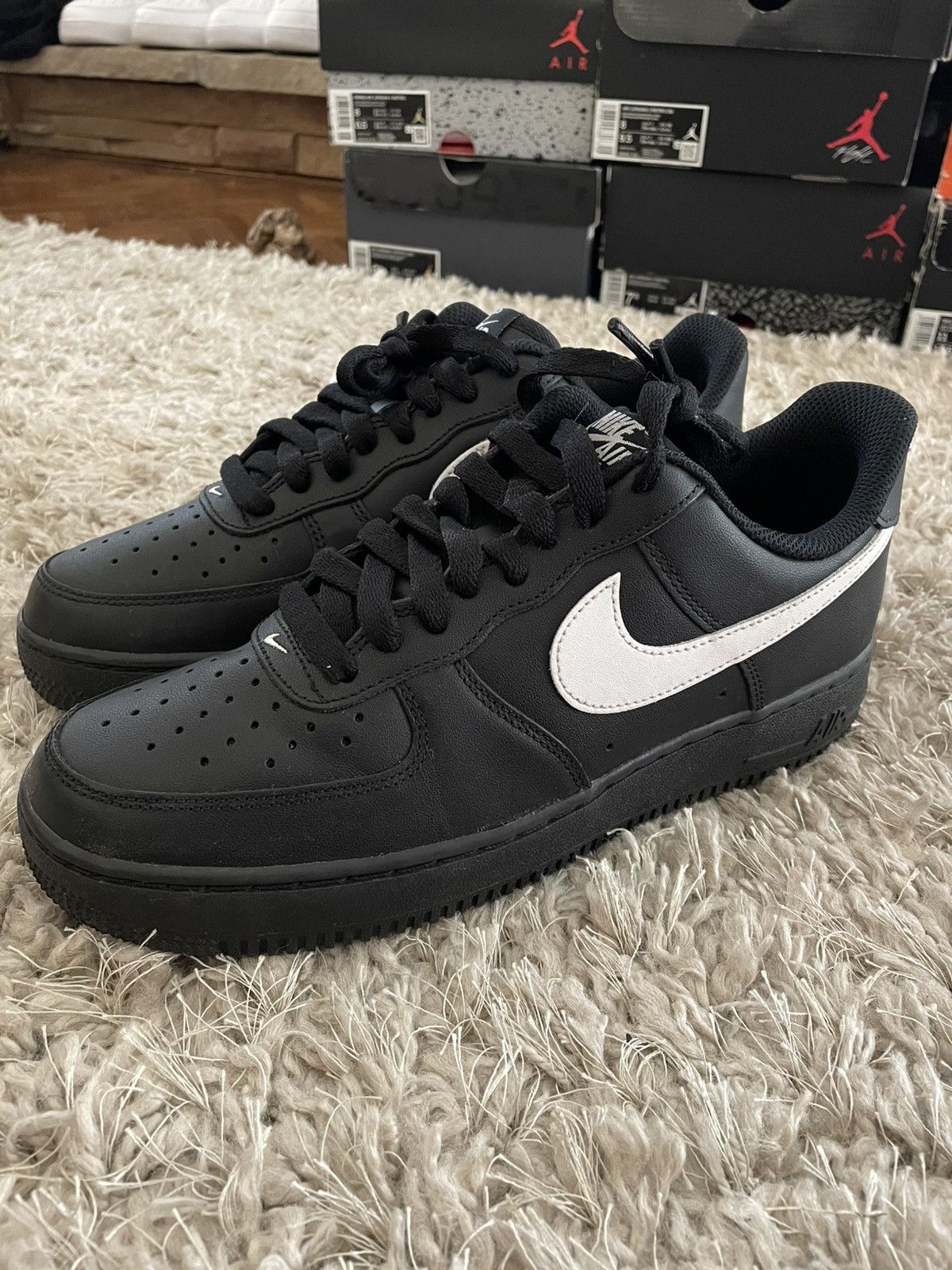 Nike Nike Air Force 1 Black White Size US 8 / EU 41 - 1 Thumbnail