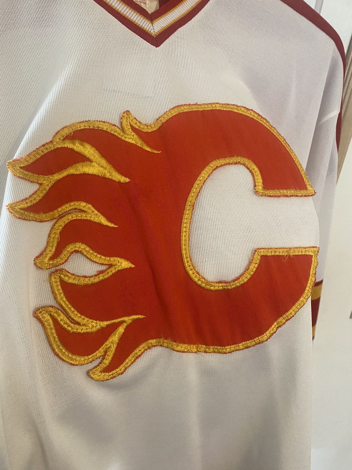 NHL × Vintage Vintage Calgary Flames Jersey Size US M / EU 48-50 / 2 - 4 Thumbnail