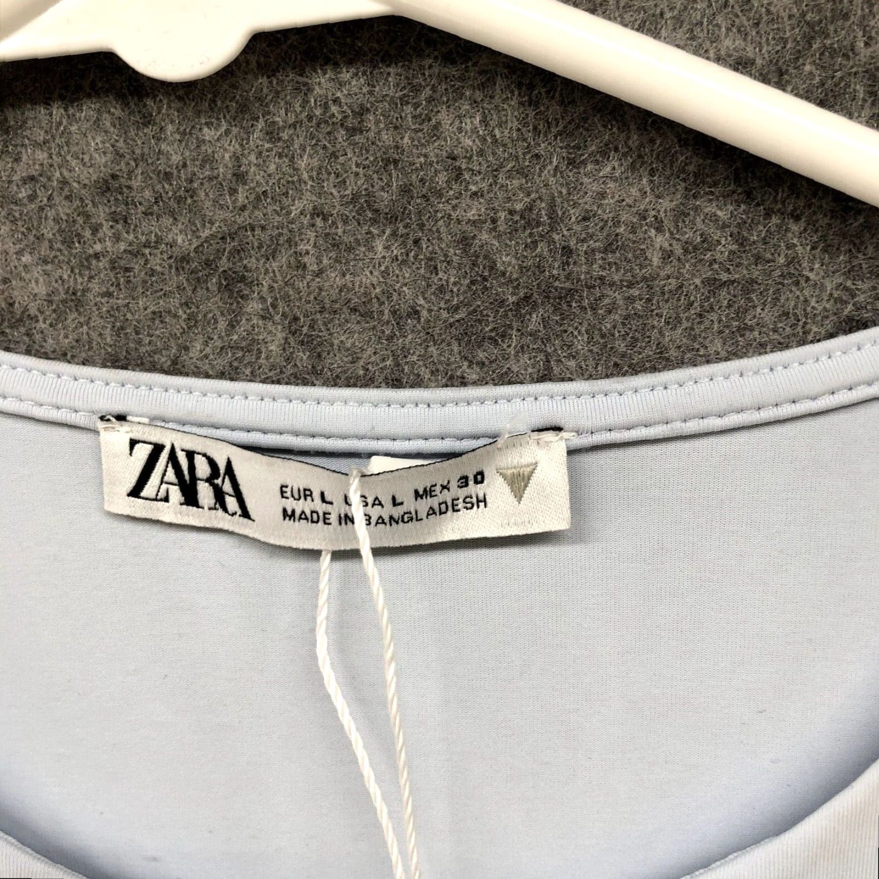 Zara Zara Cropped T Shirt Womens L Blue Crewneck Nylon Fitted Short Sleeve Size L / US 10 / IT 46 - 3 Thumbnail