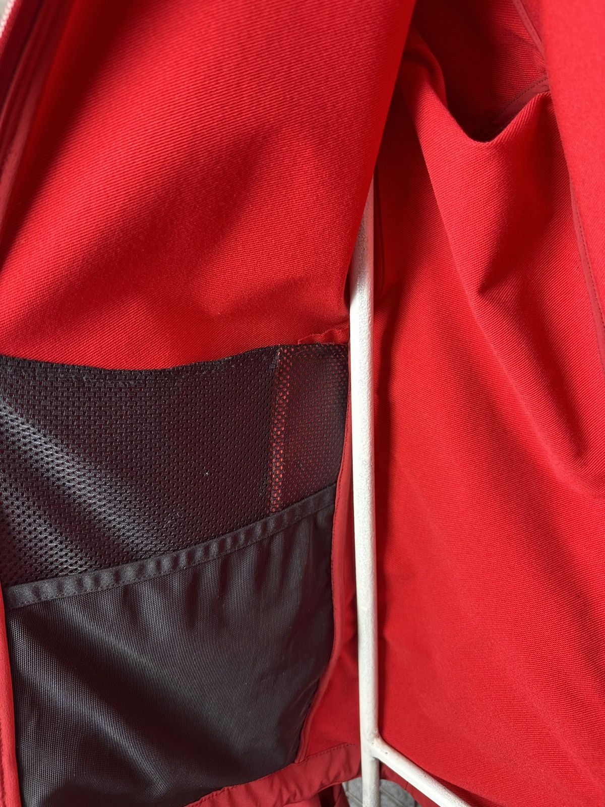 Other Vaude Outdoor Techwear Windproof Light Jacket Size L Size US L / EU 52-54 / 3 - 8 Thumbnail