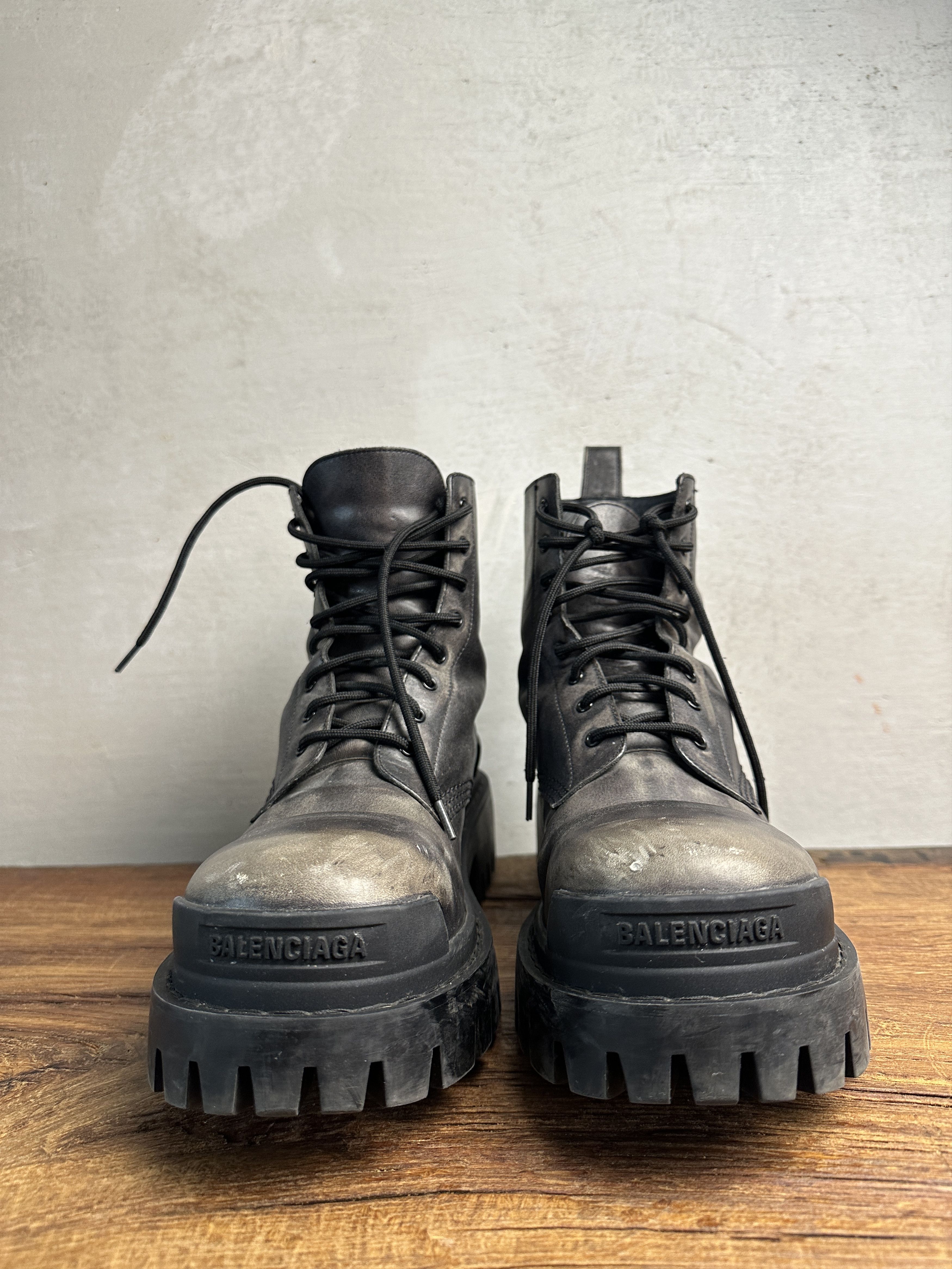 Balenciaga Balenciaga Strike L20 Aged Effect Leather Boots Size US 9 / IT 39 - 7 Thumbnail